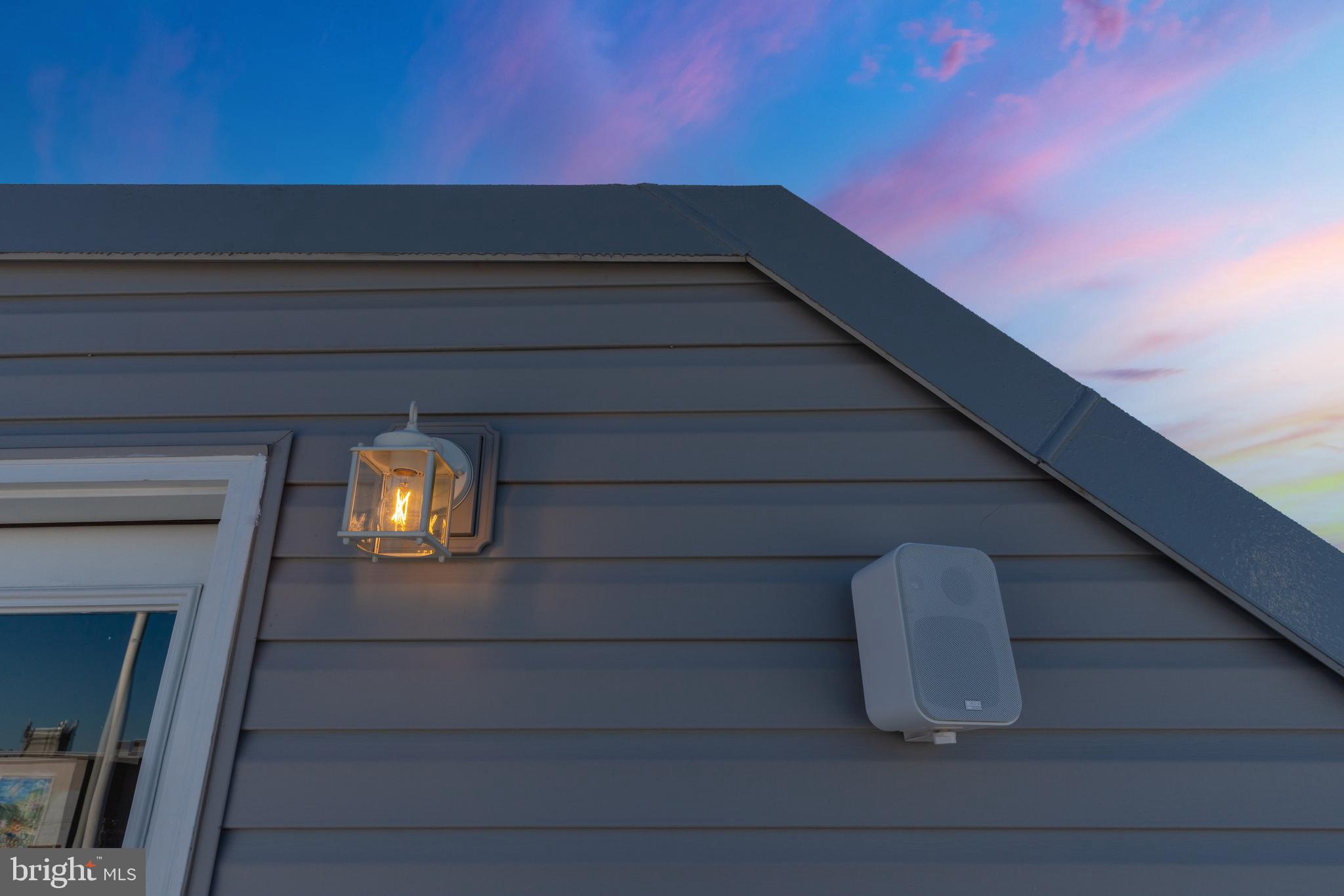 SOUTH KENSINGTON - Residential Income