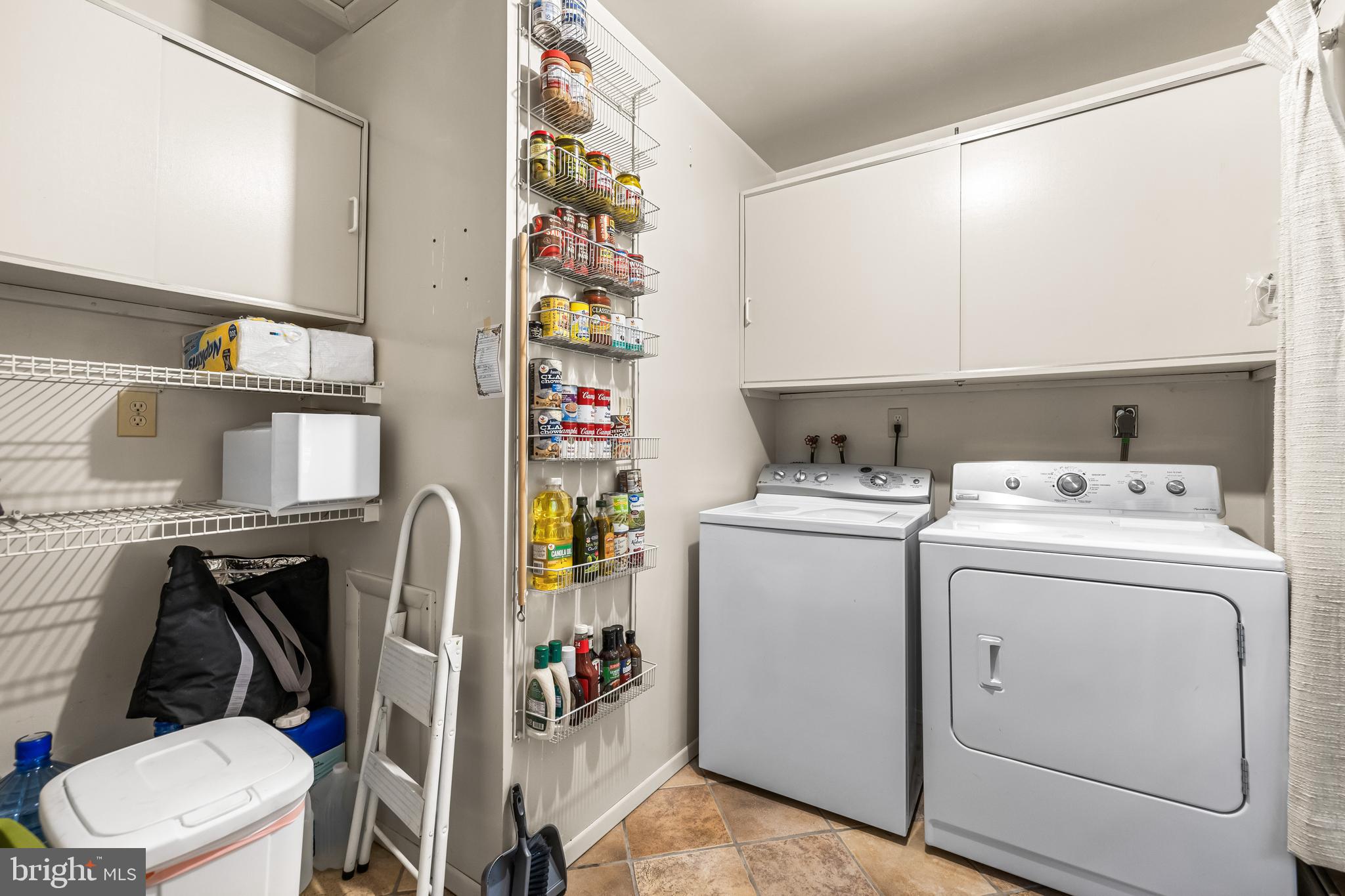 PINELEIGH - Residential