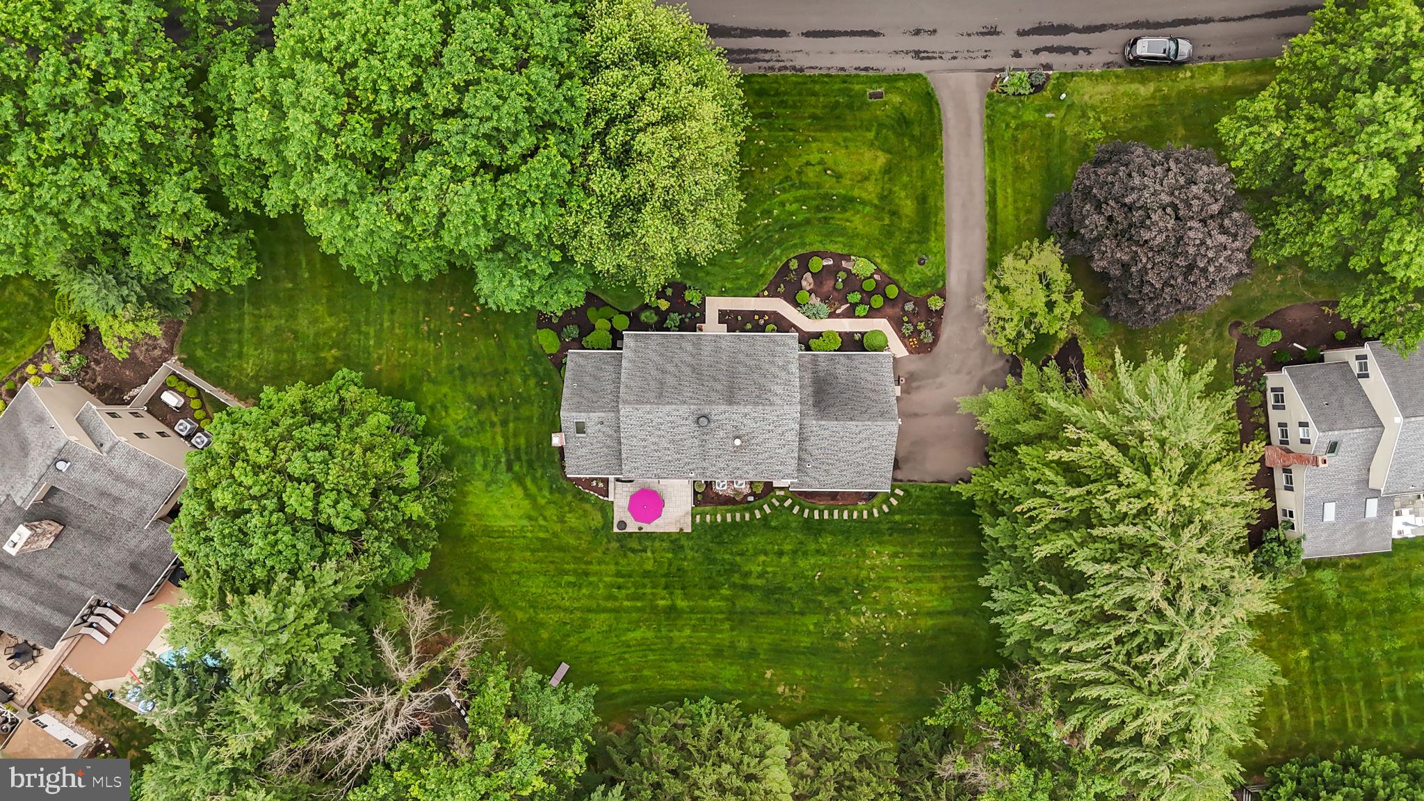 RIVER KNOLL - Residential