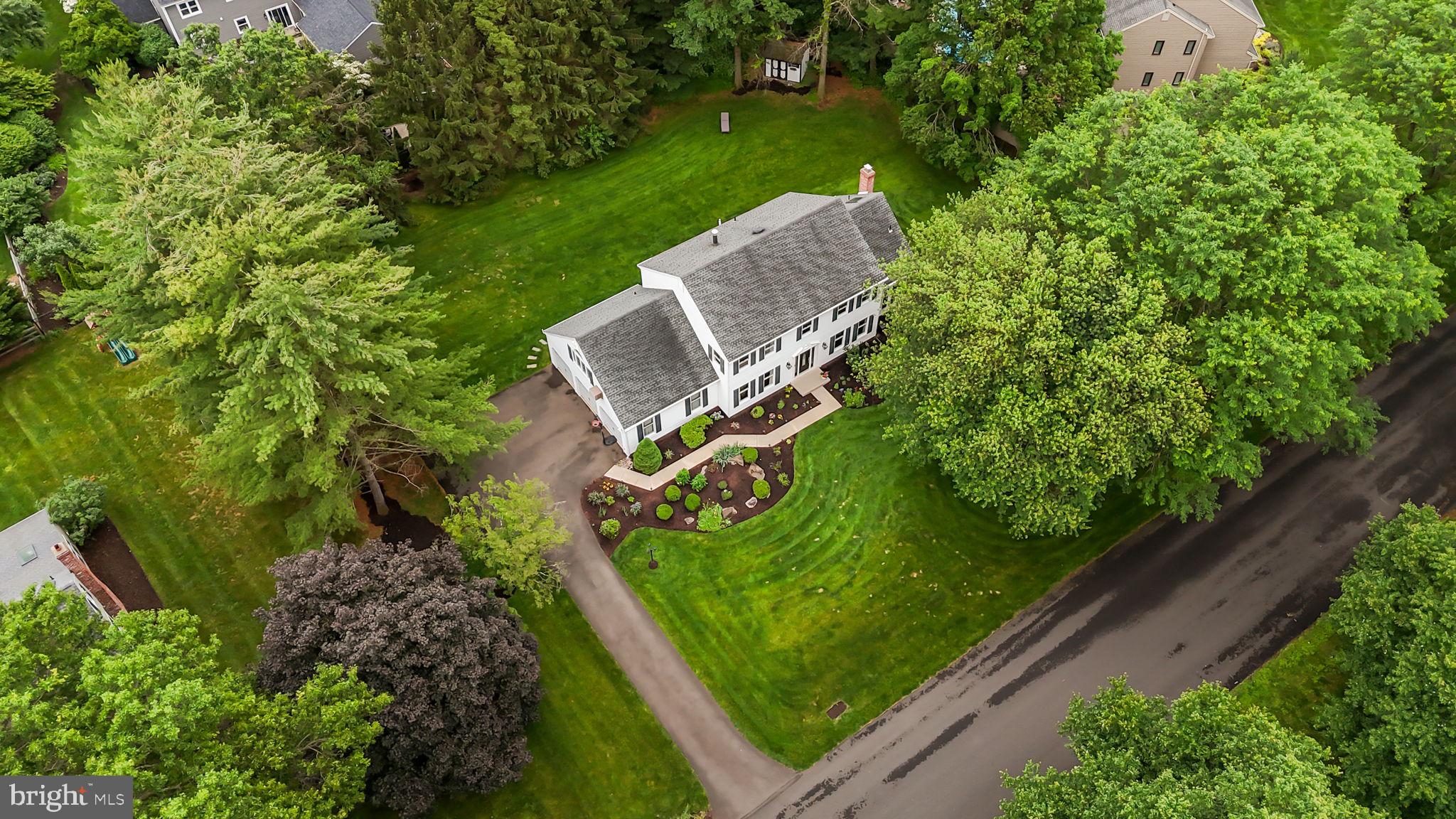 RIVER KNOLL - Residential