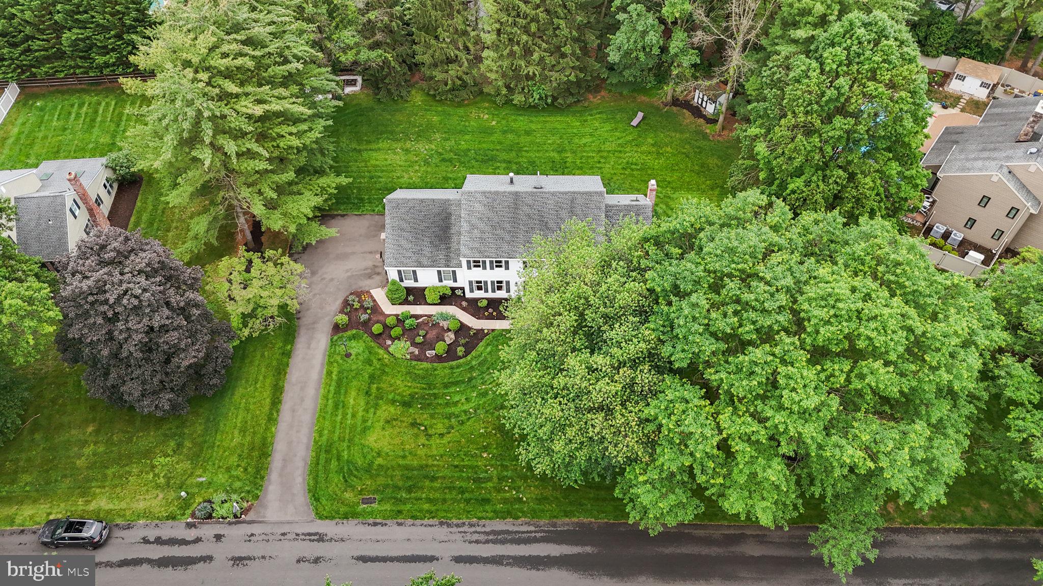 RIVER KNOLL - Residential