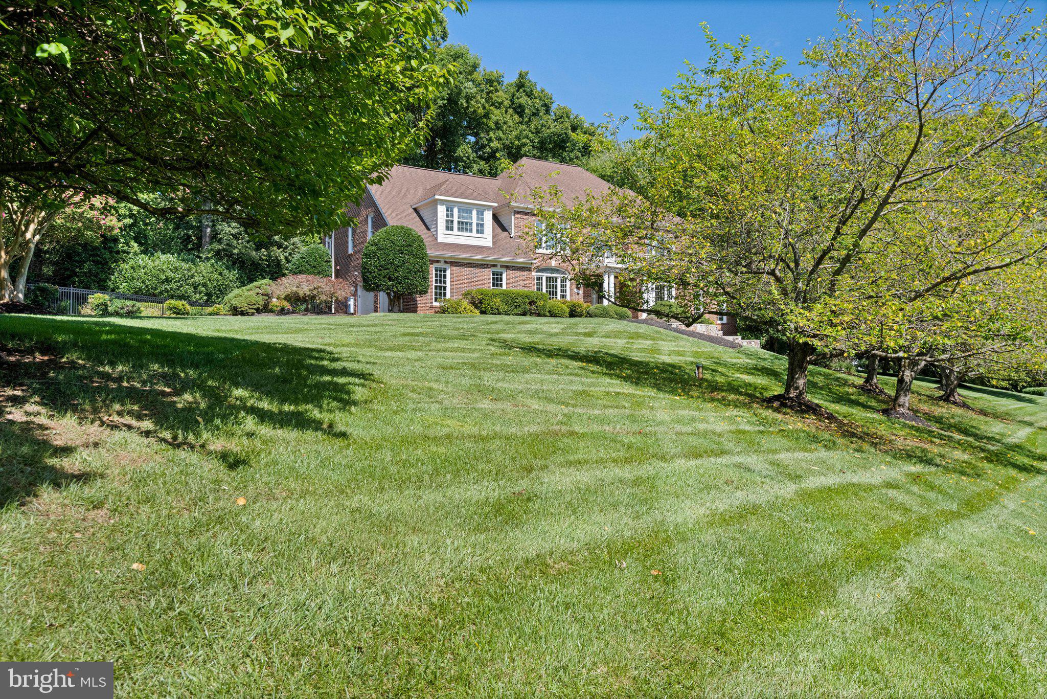 11366 SENECA KNOLL DRIVE