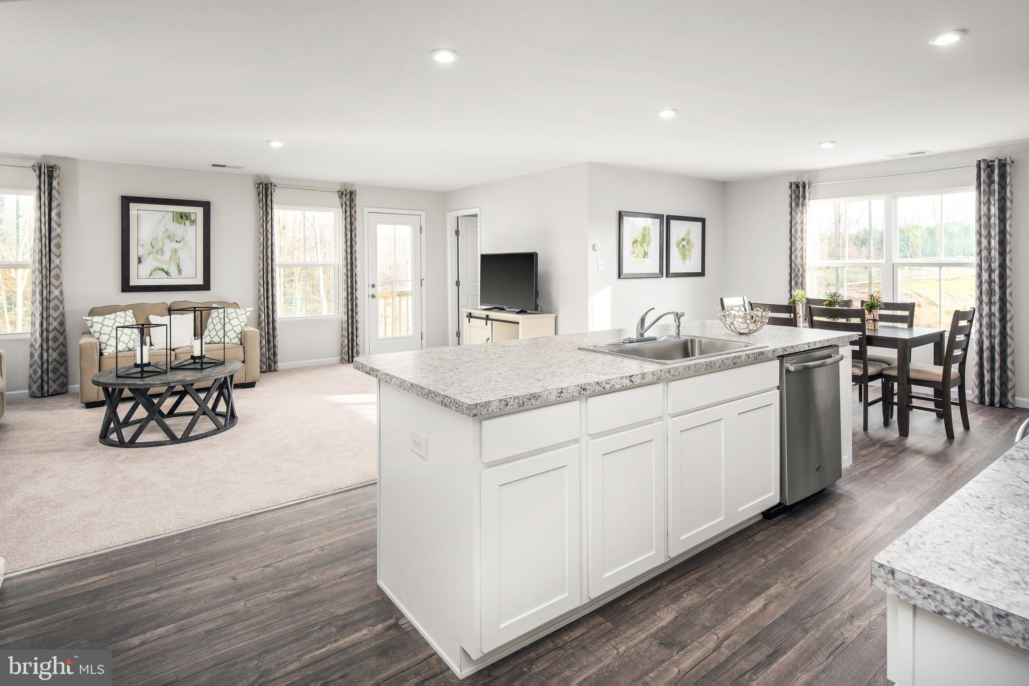 GREEN RIDGE MANOR - Residential