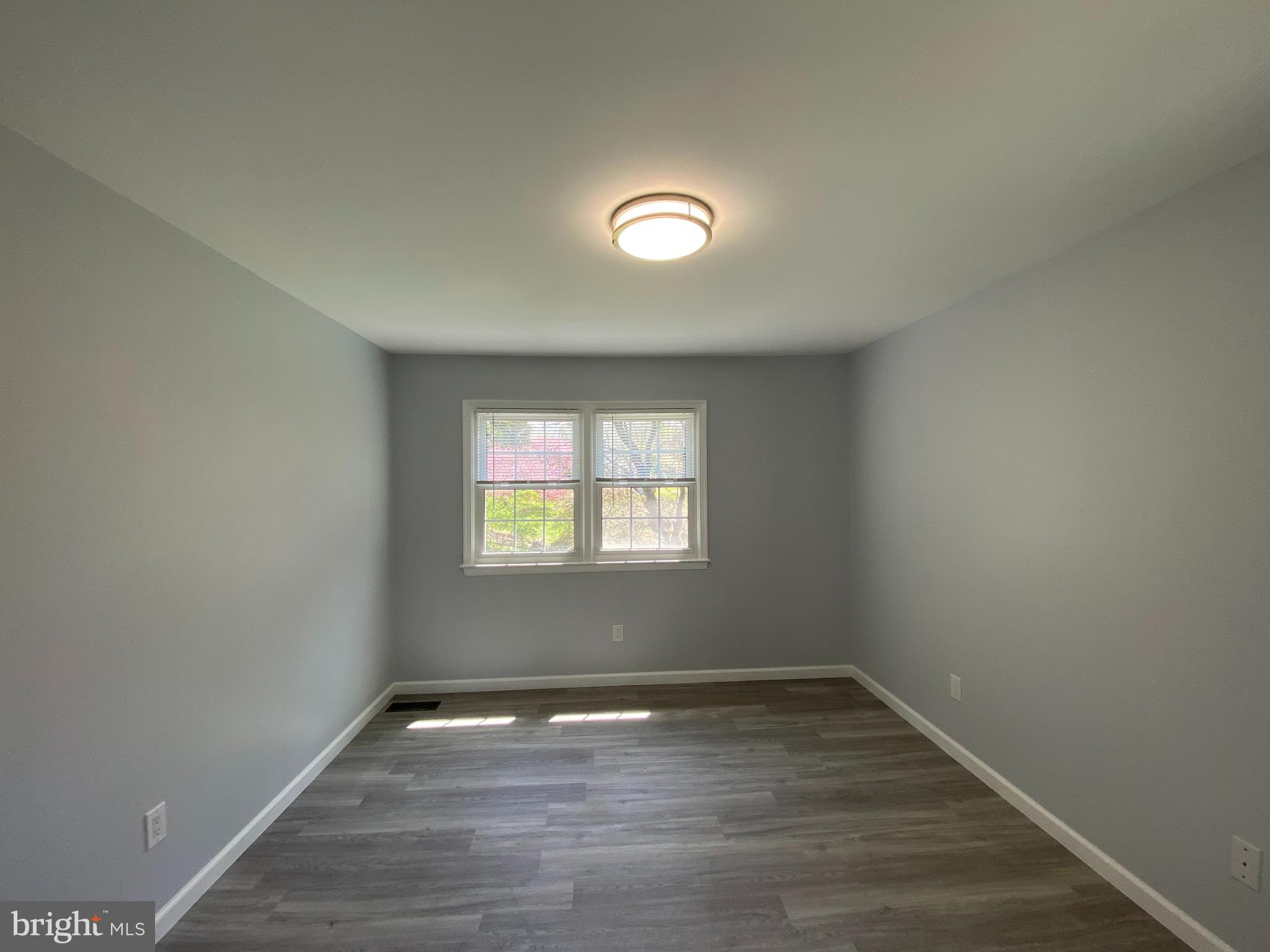 WOLF TRAP GREEN - Residential Lease