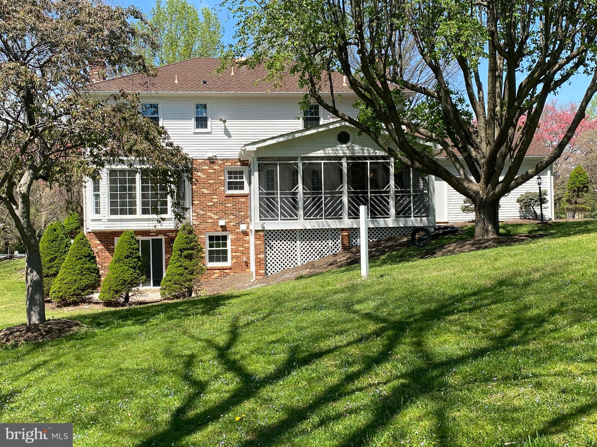 WOLF TRAP GREEN - Residential Lease