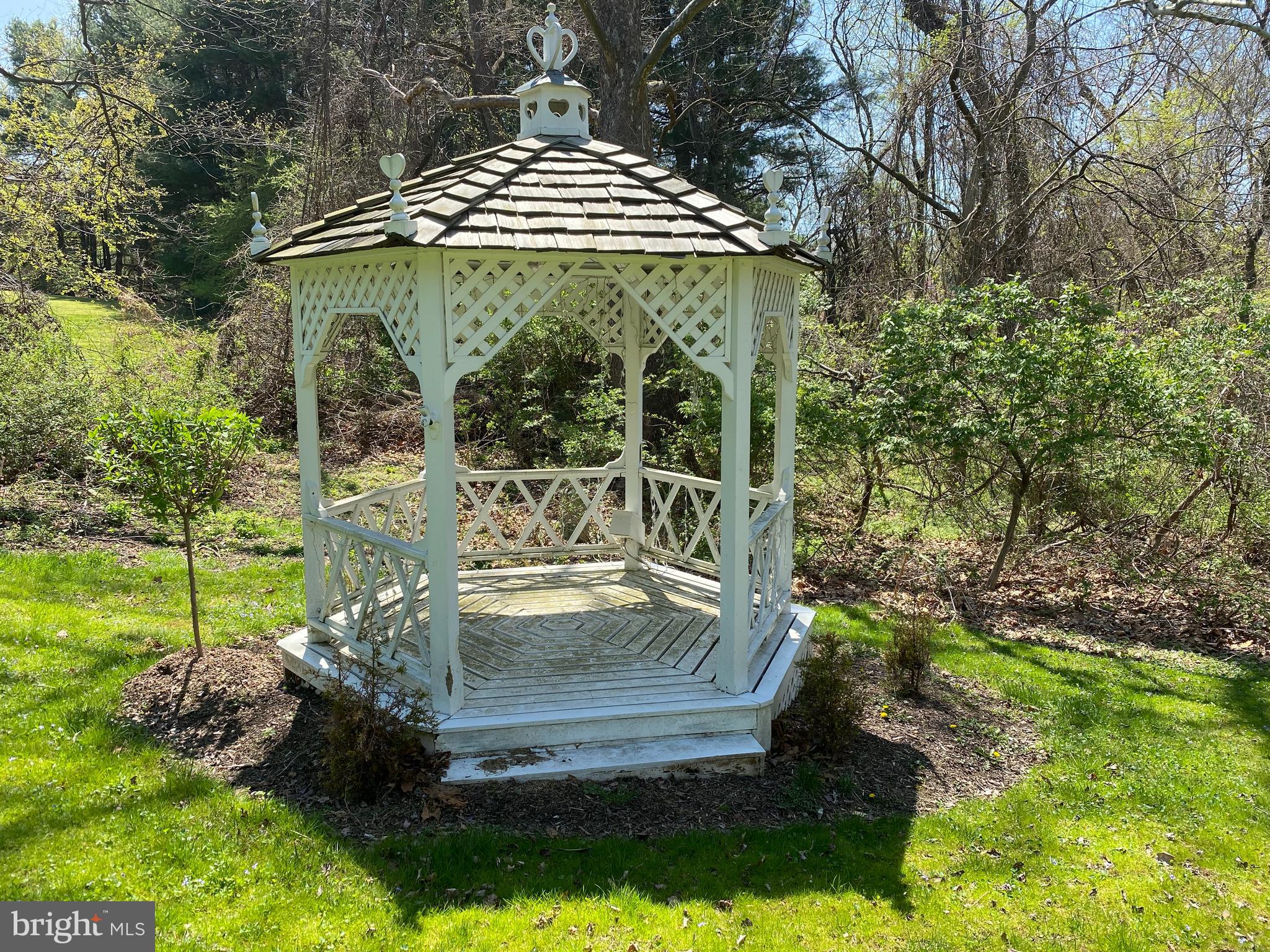 WOLF TRAP GREEN - Residential Lease