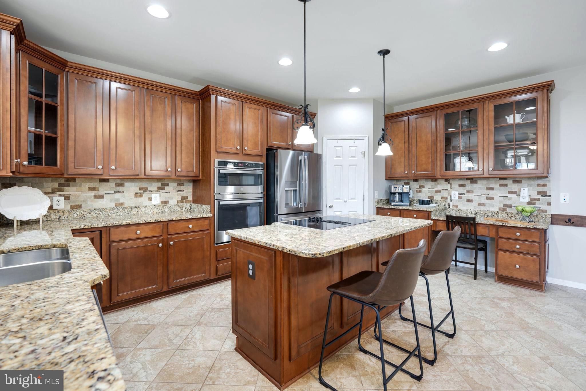 ELLIS MILL ESTATES - Residential