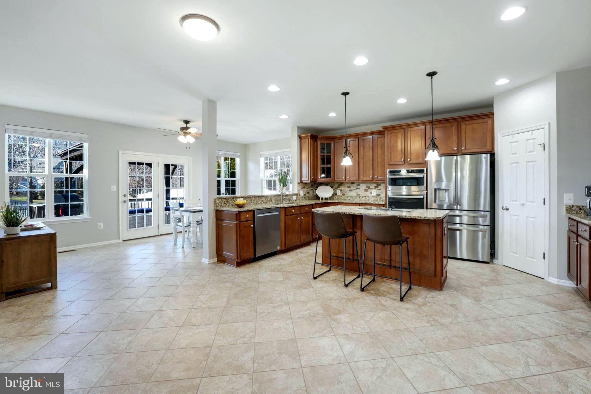 ELLIS MILL ESTATES - Residential