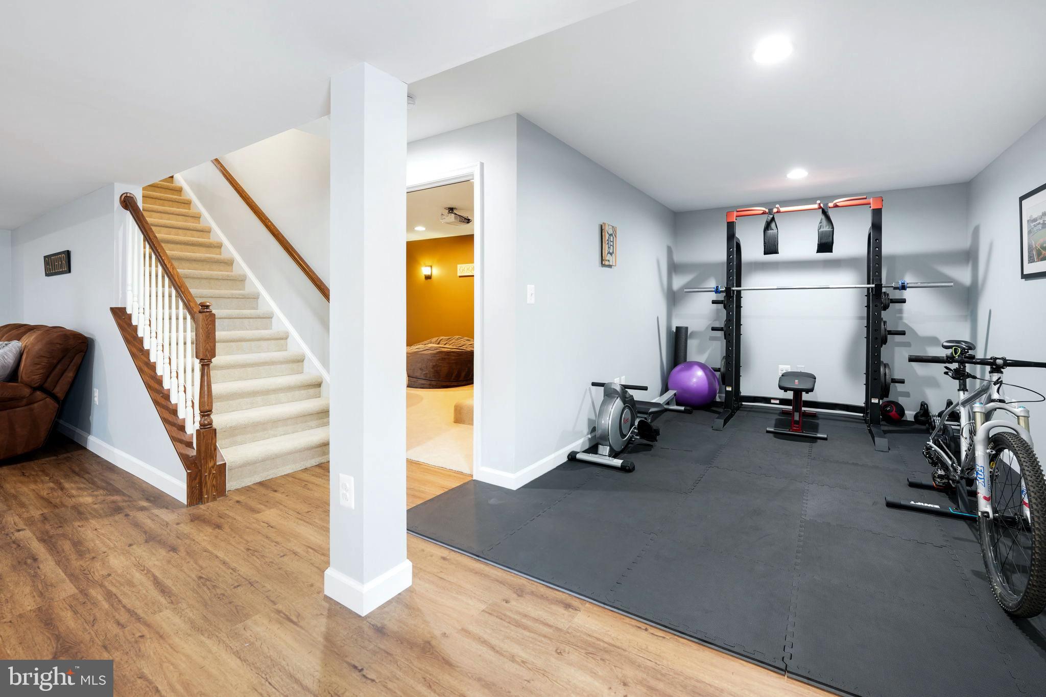 ELLIS MILL ESTATES - Residential