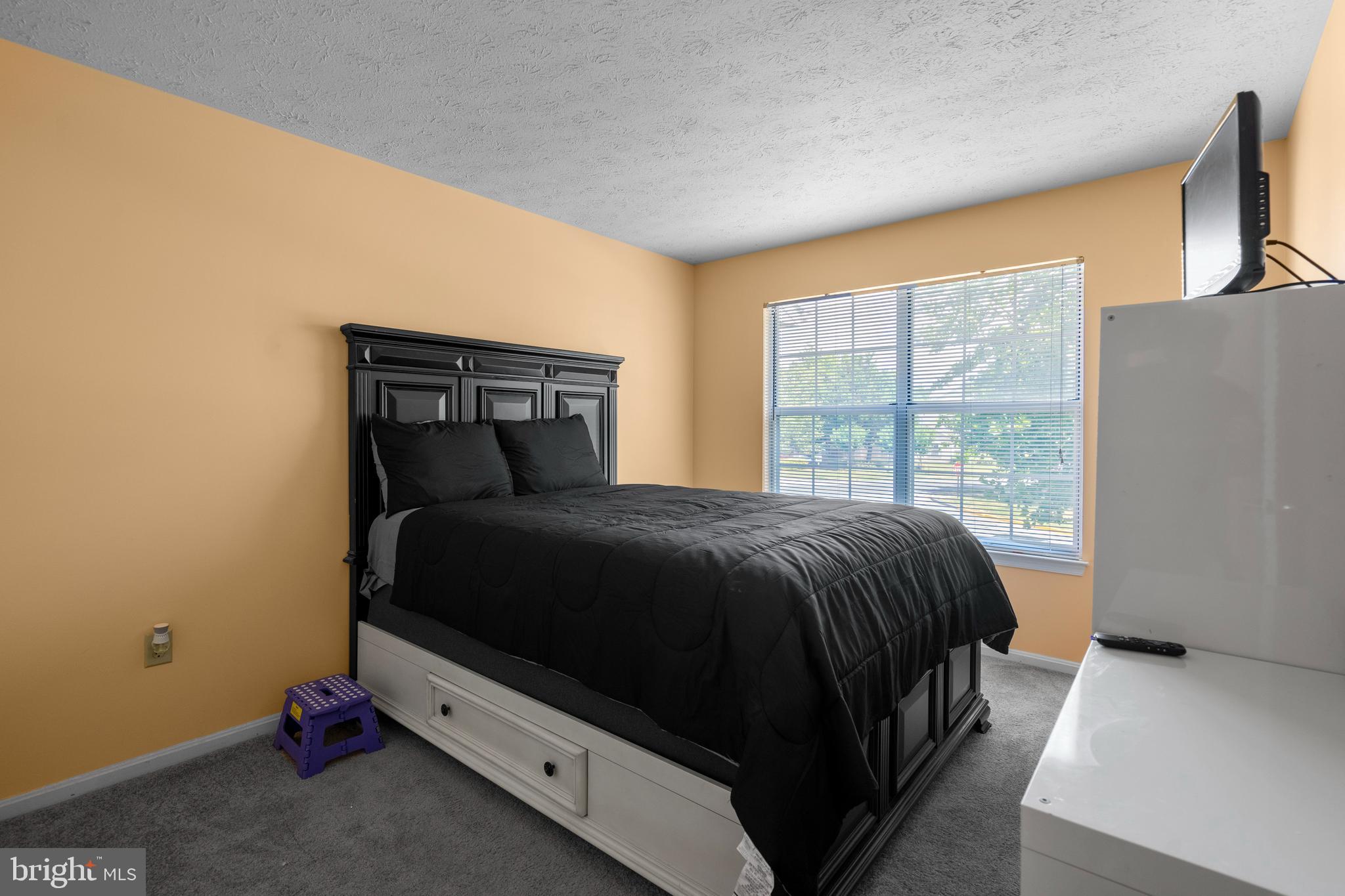 ST CHARLES SUB - HAMPSHIRE - Residential