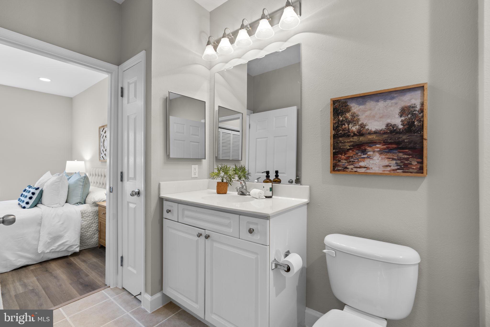 FITZ AT ROCKVILLE TOWN C - Residential