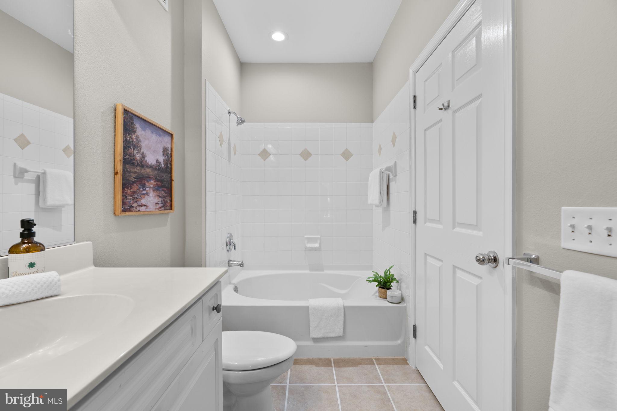 FITZ AT ROCKVILLE TOWN C - Residential