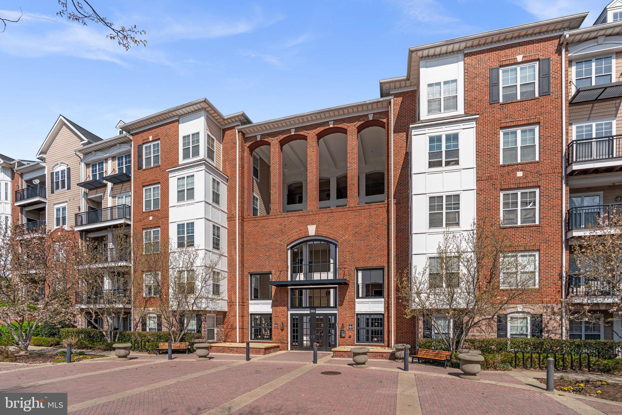 FITZ AT ROCKVILLE TOWN C - Residential