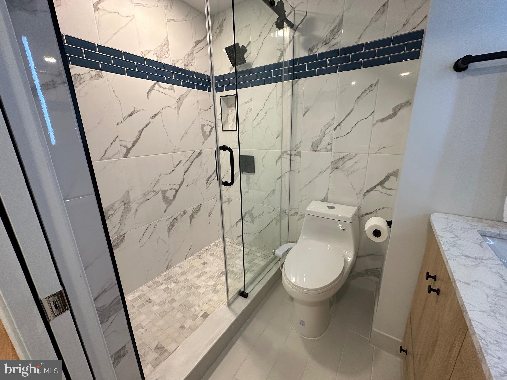 RESTON - Residential Lease