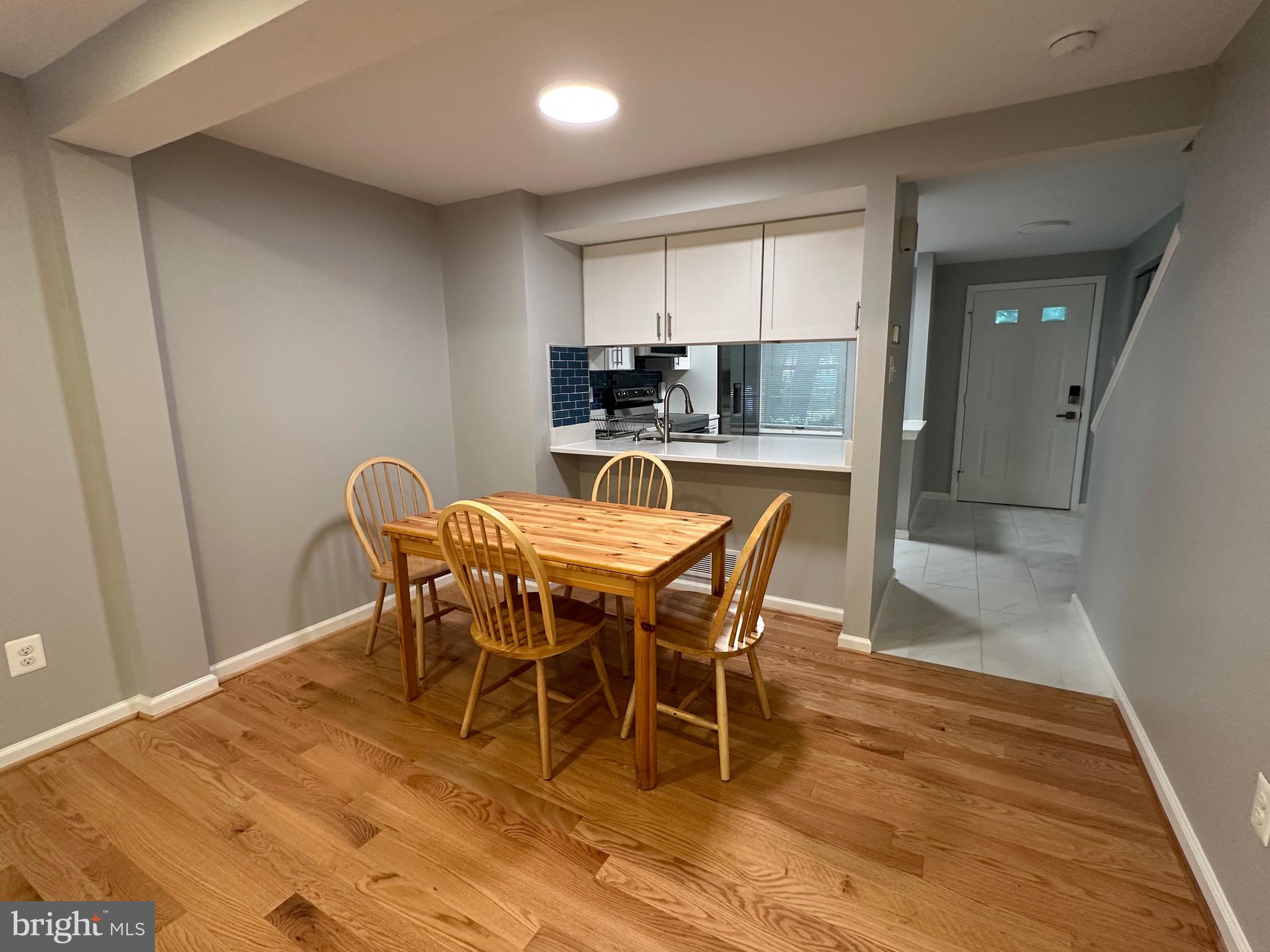 RESTON - Residential Lease