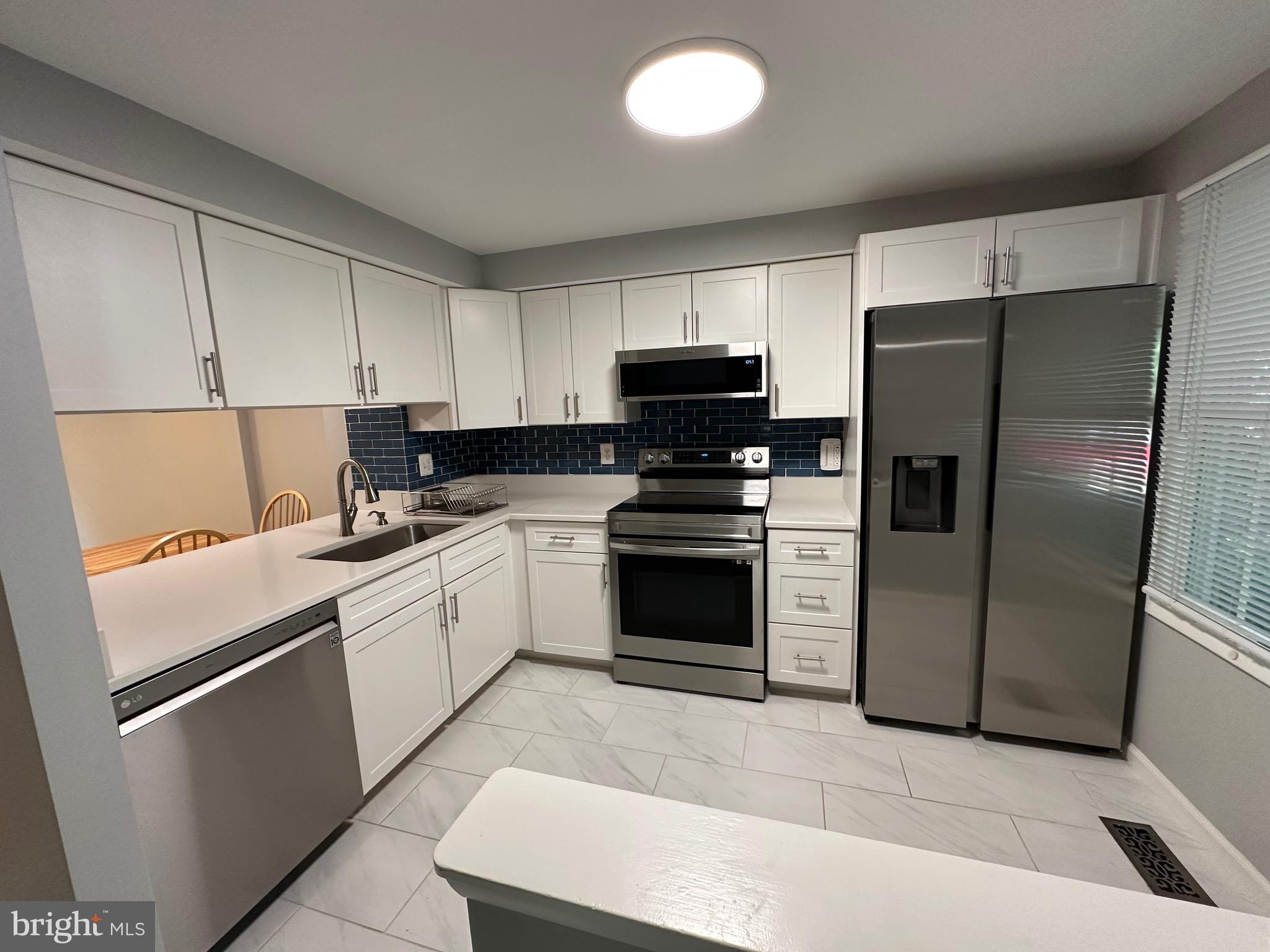 RESTON - Residential Lease