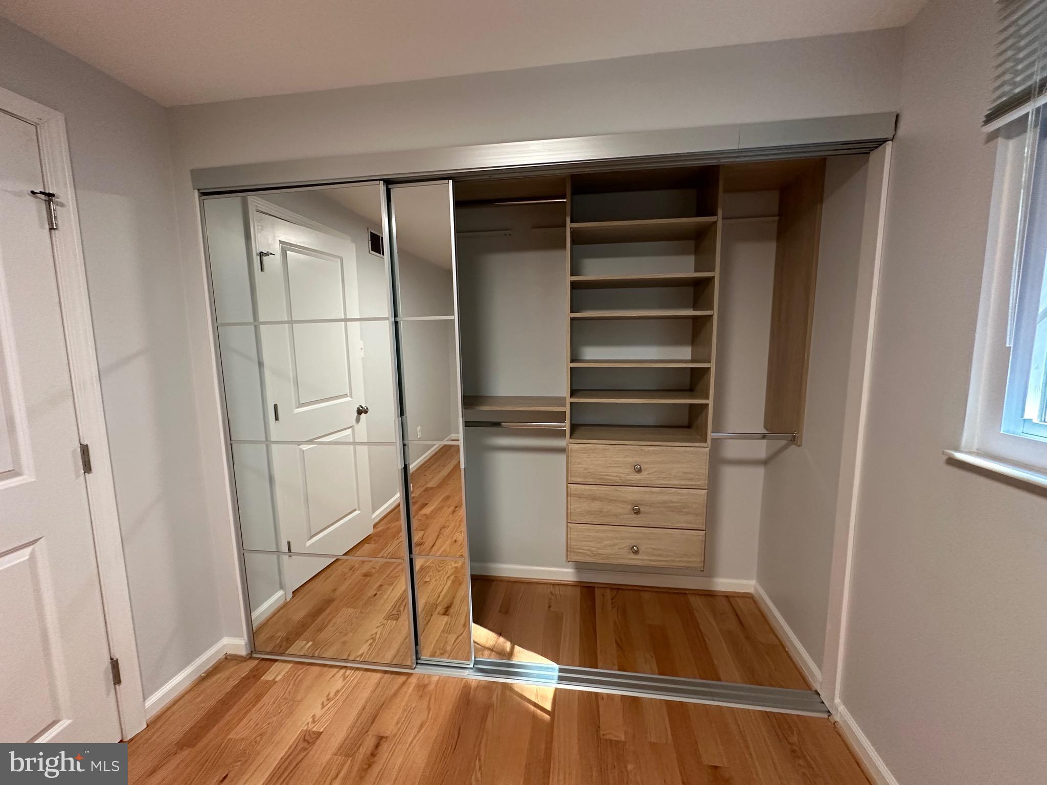 RESTON - Residential Lease