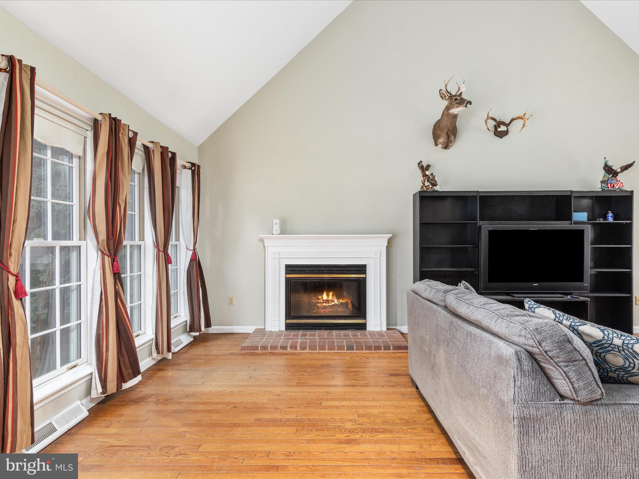 SHAFFER HILLS - Residential