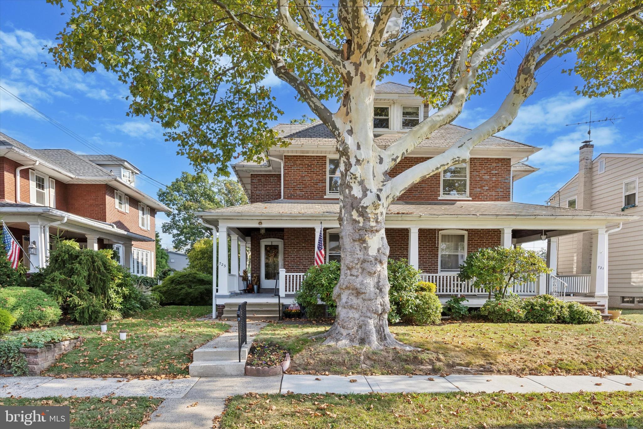 Classic West Ward Twin – 4 Bedrooms, 2 Car Garage & Deck!
Welcome to your new home in Lansdale’s sought-after West Ward! This 100-year-old twin is loaded with character—wraparound porch, original woodwork, gleaming hardwoods, and timeless subway tile bath. The first floor offers great flow with a living room, dining room, large eat-in kitchen, mud/laundry room, and half bath. Upstairs you’ll find three bedrooms and a full bath, plus a private 4th bedroom on the third-floor. The full basement offers lots of storage, and the fenced backyard with deck is ready for gatherings. Two-car garage with loft = plenty of room for hobbies or gear. A short walk to local breweries, coffee shops, restaurants, train station & more. On the market for the first time in nearly 40 years this great home is being sold AS IS and is ready and waiting for its next chapter—schedule your tour today!