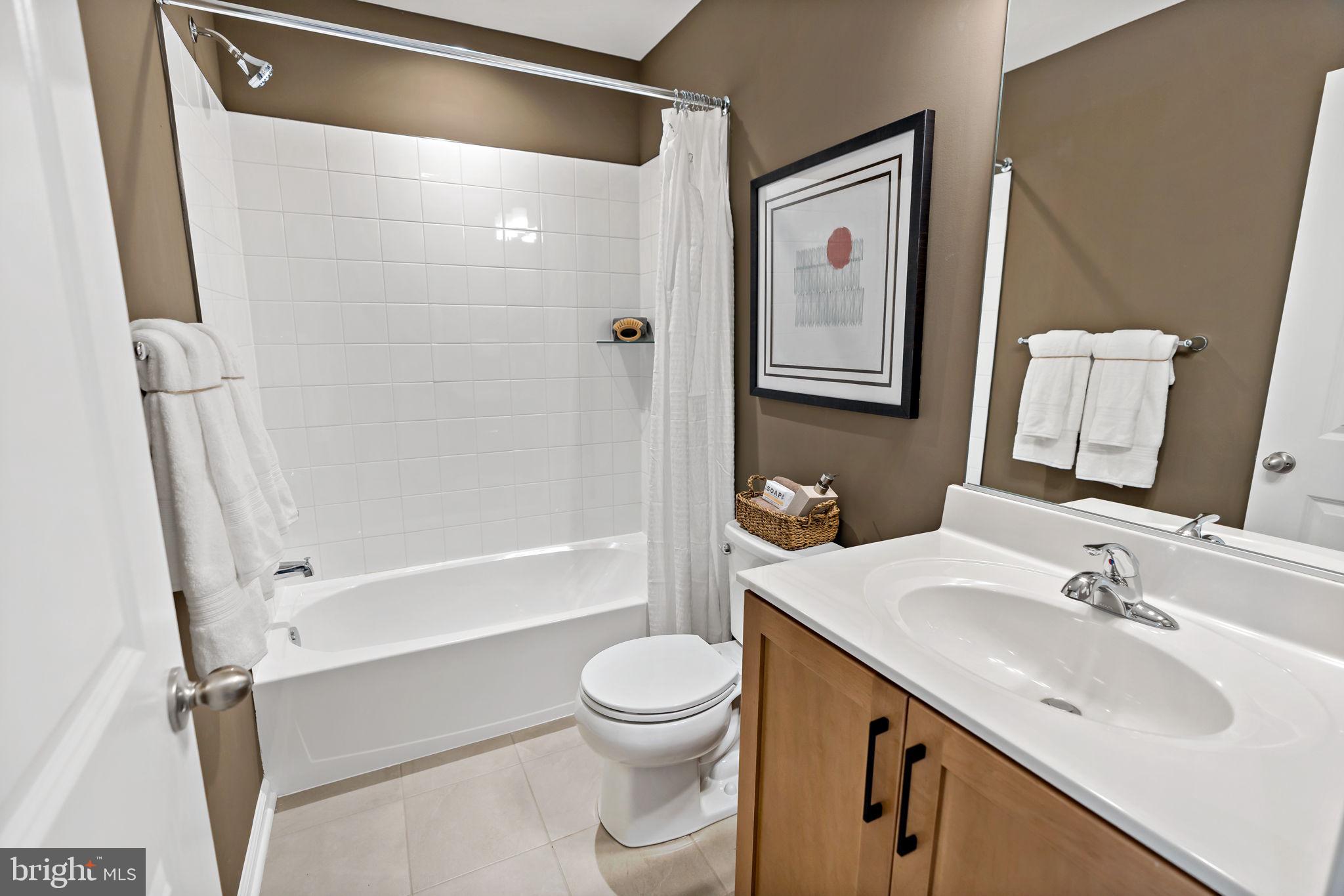 VILLAGES AT COURTHOUSE SQUARE - Residential