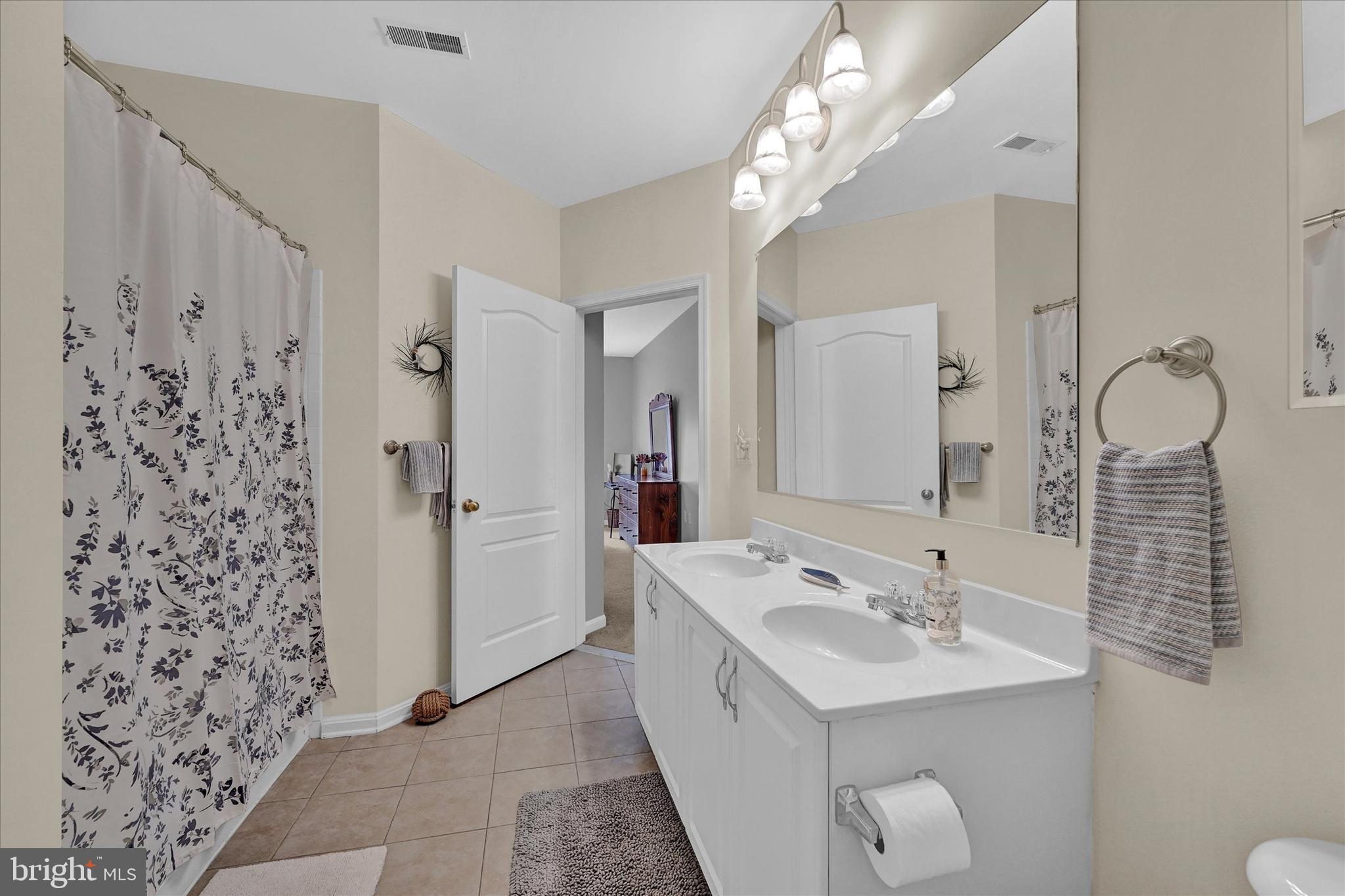 HIGH VIEW AT HUNT VALLEY - Residential