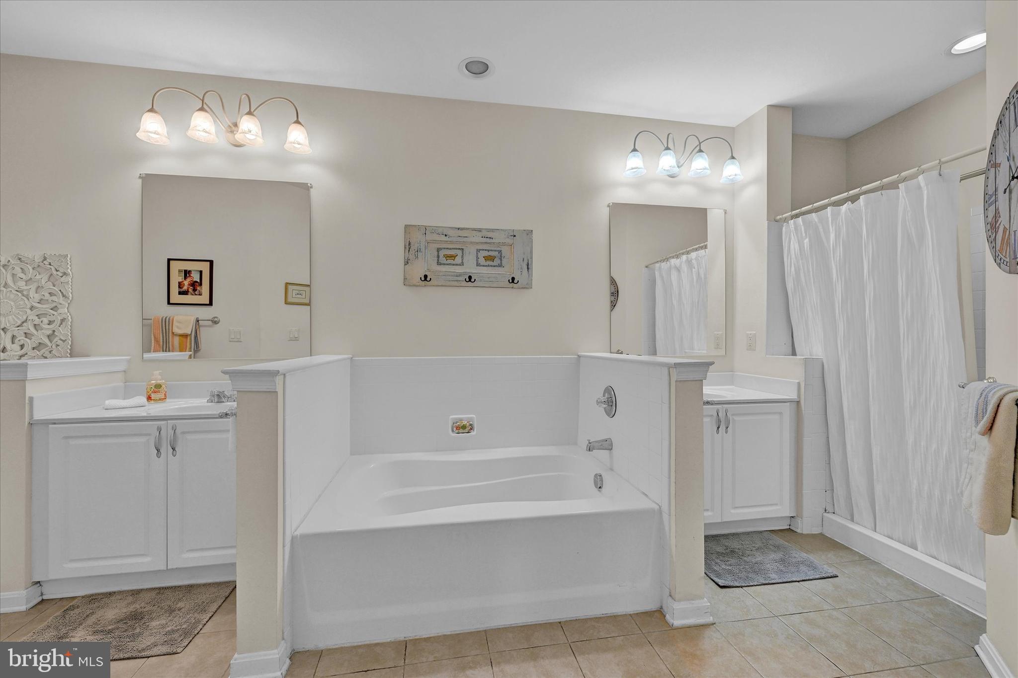 HIGH VIEW AT HUNT VALLEY - Residential