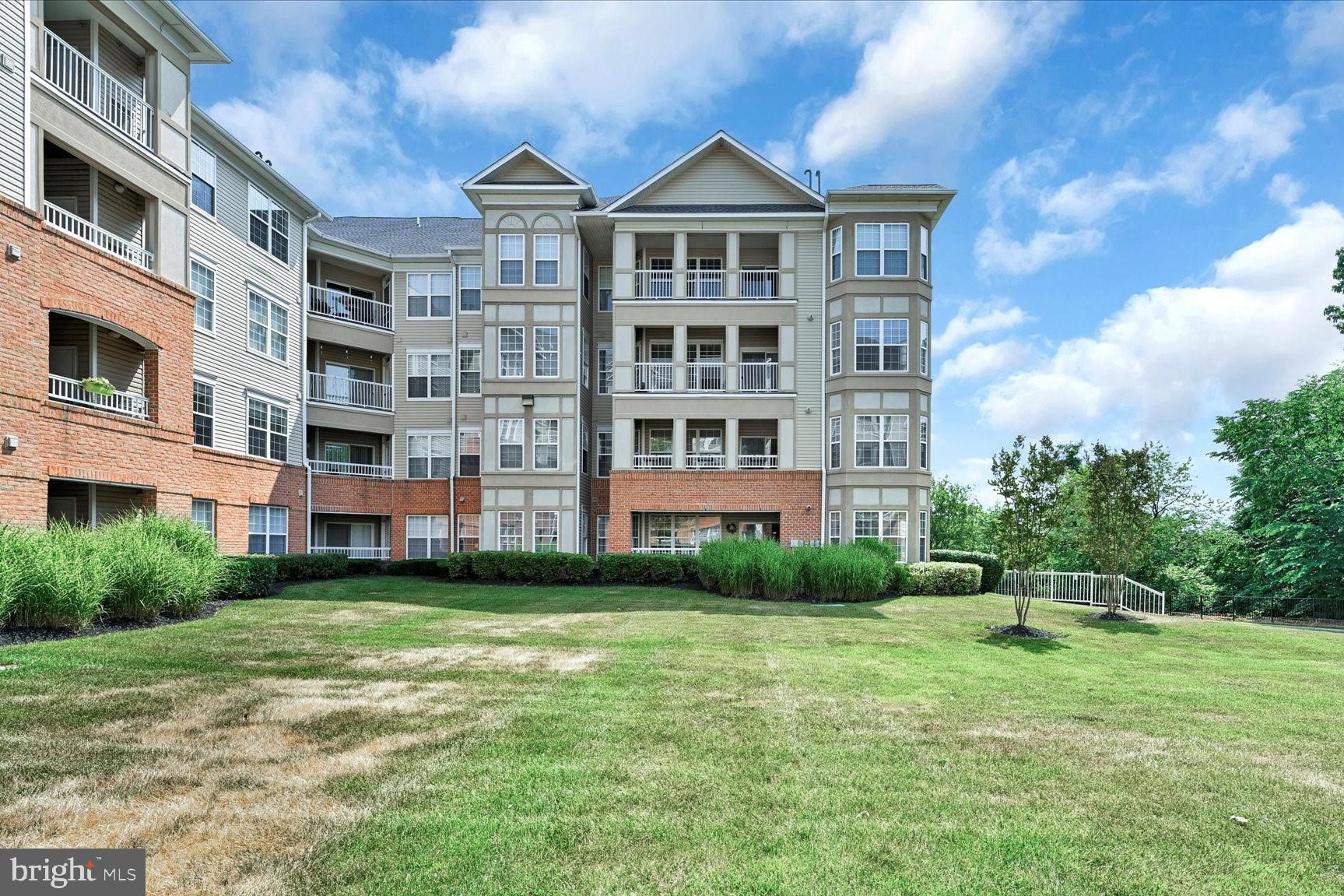 HIGH VIEW AT HUNT VALLEY - Residential