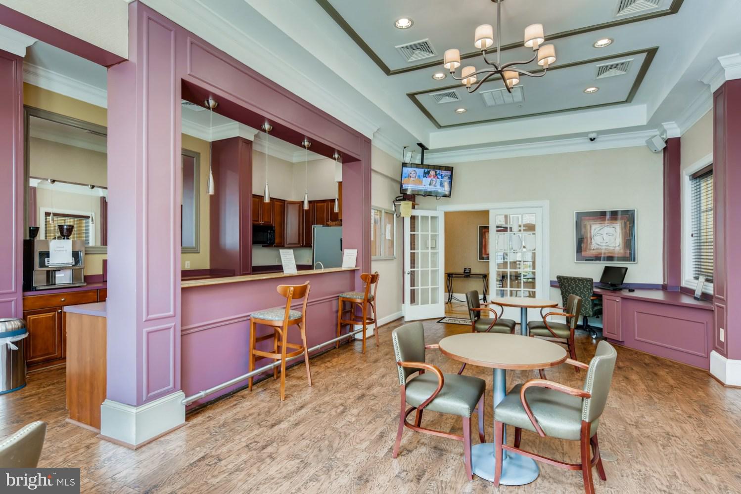 HIGH VIEW AT HUNT VALLEY - Residential