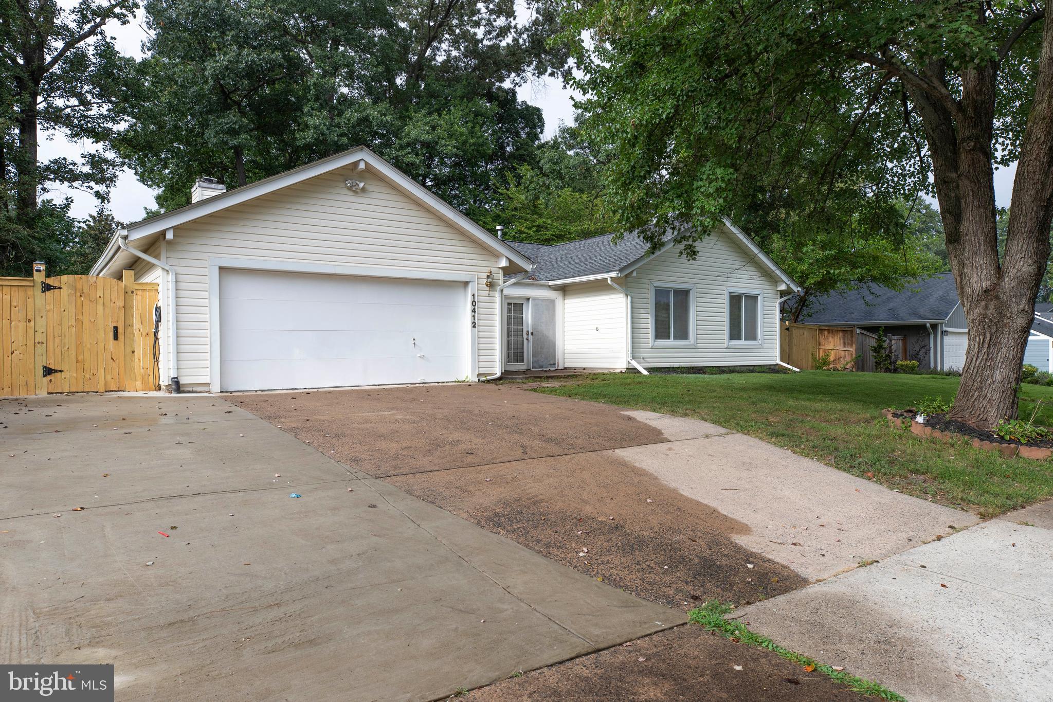 10412 PEARL STREET