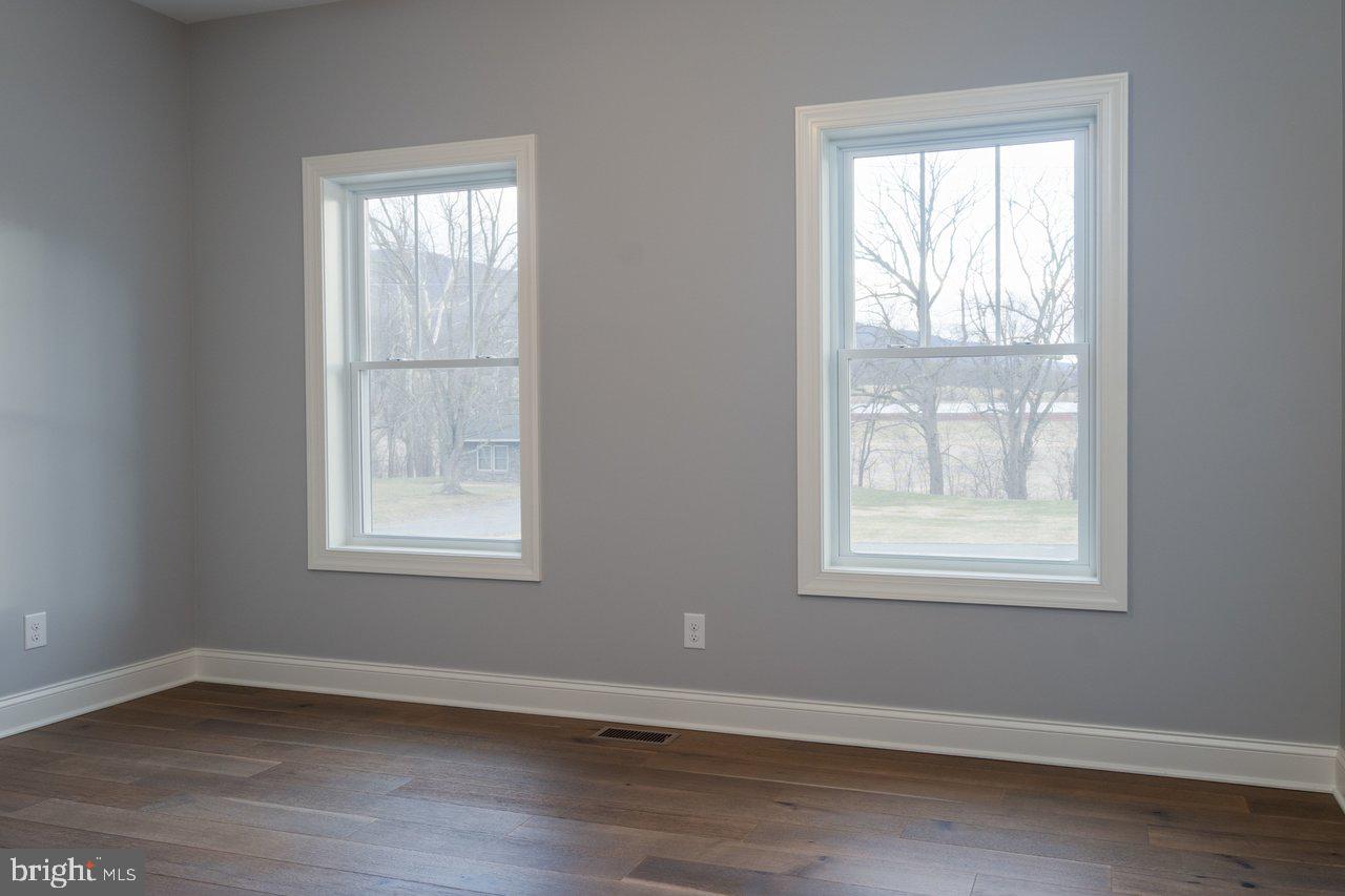 FAIRWAY MANOR - Residential