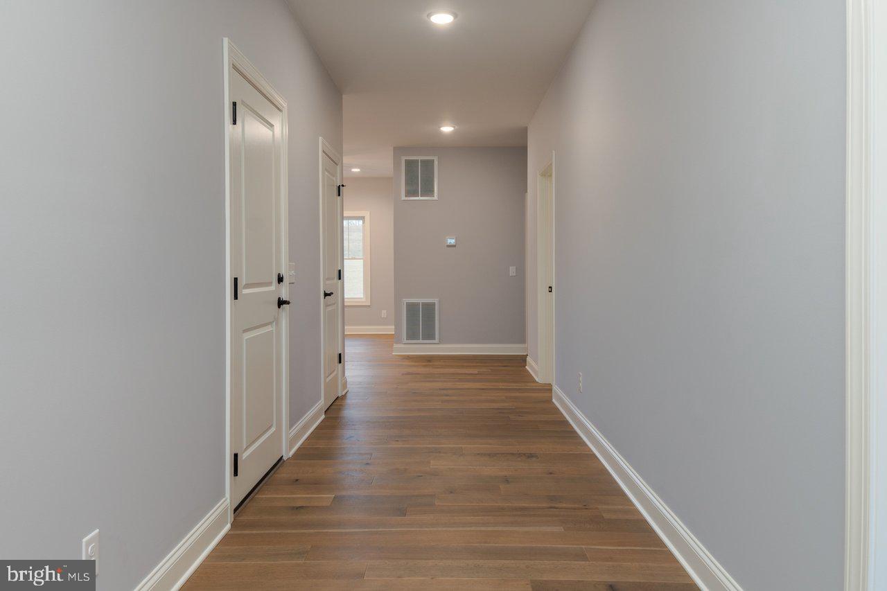 FAIRWAY MANOR - Residential