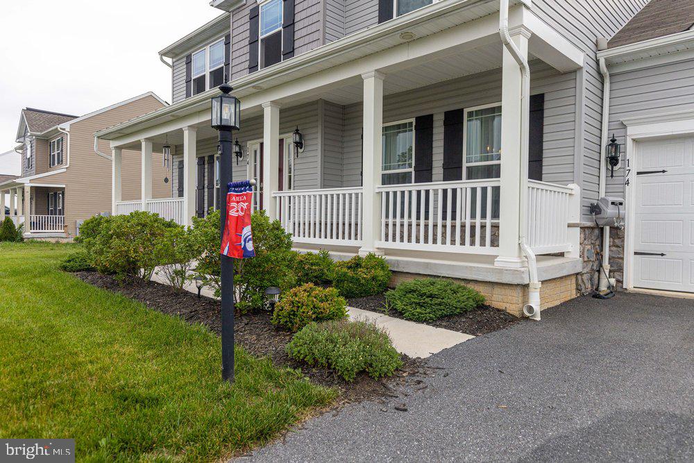 174 PARADISE VIEW DRIVE