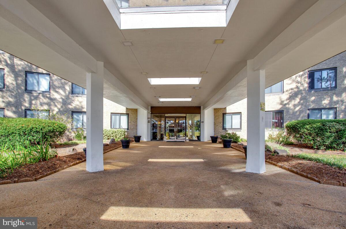 3450 TOLEDO TERRACE 709