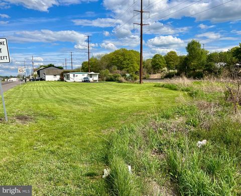Photo of 686 W Penn Avenue, ROBESONIA, PA 19551 (MLS # PABK2071632)