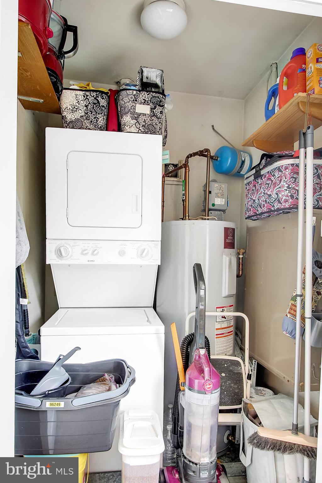 THE POINTE - Residential