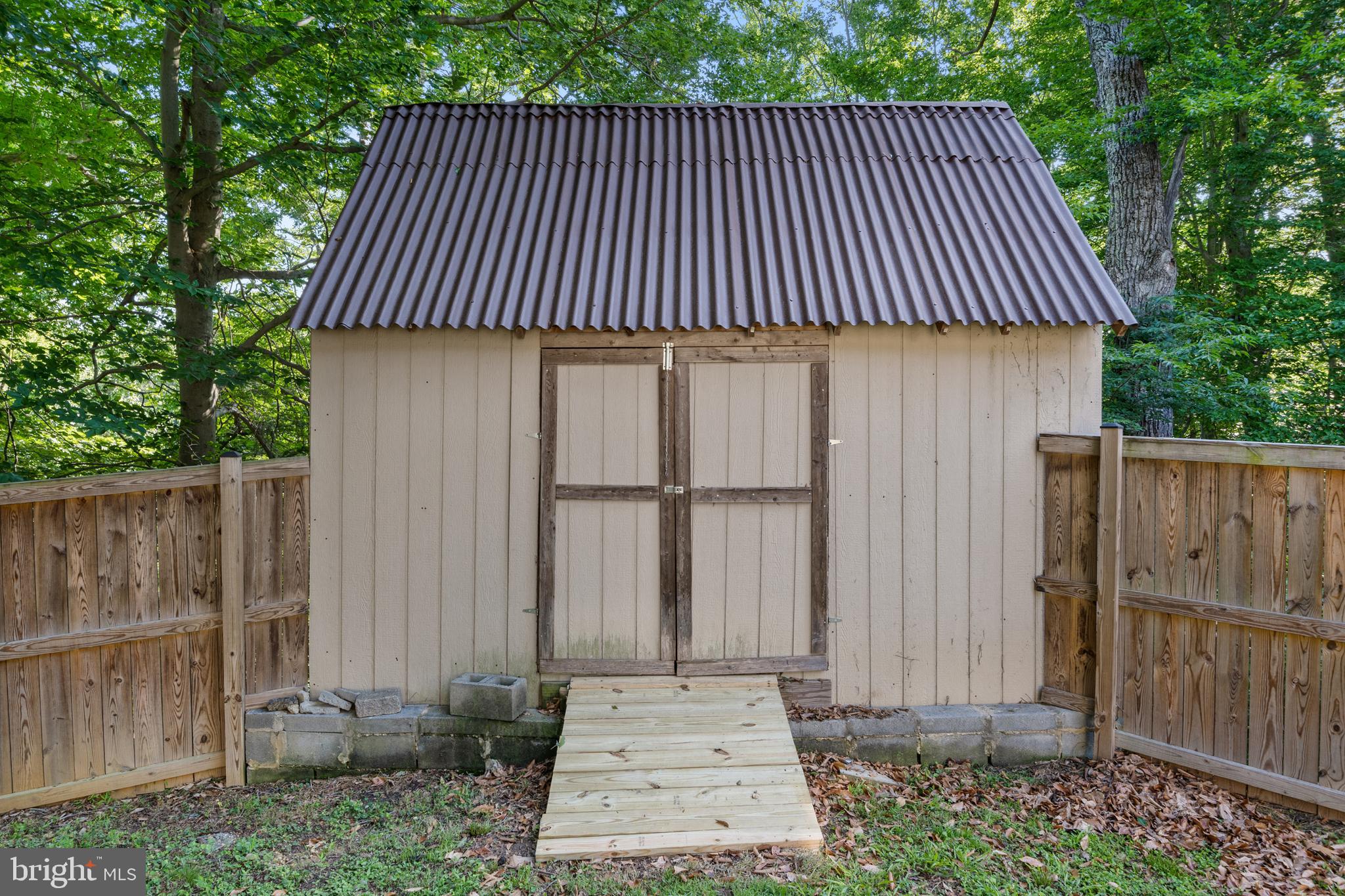 CLIFFTON ON THE POTOMAC - Residential