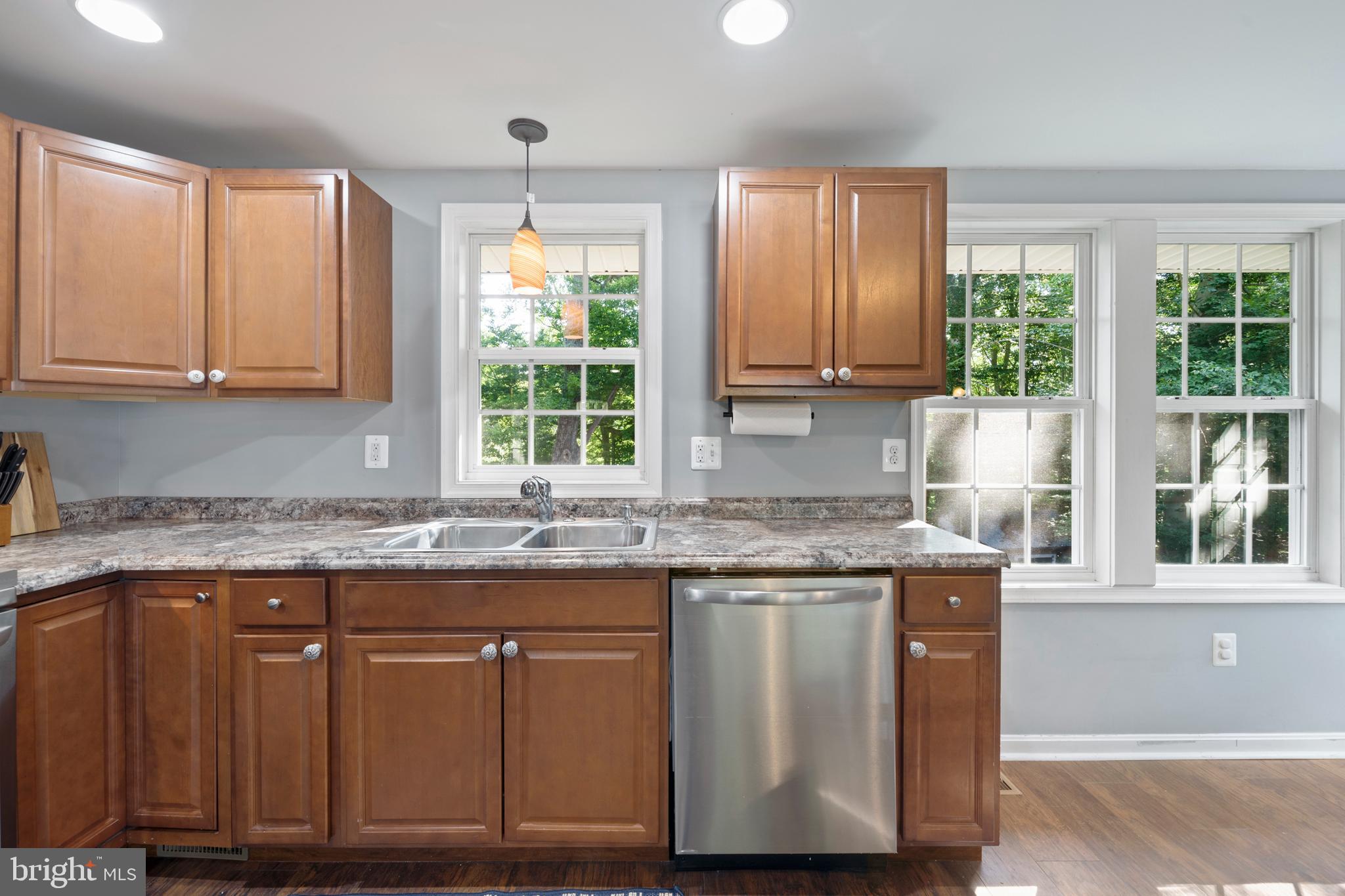 CLIFFTON ON THE POTOMAC - Residential