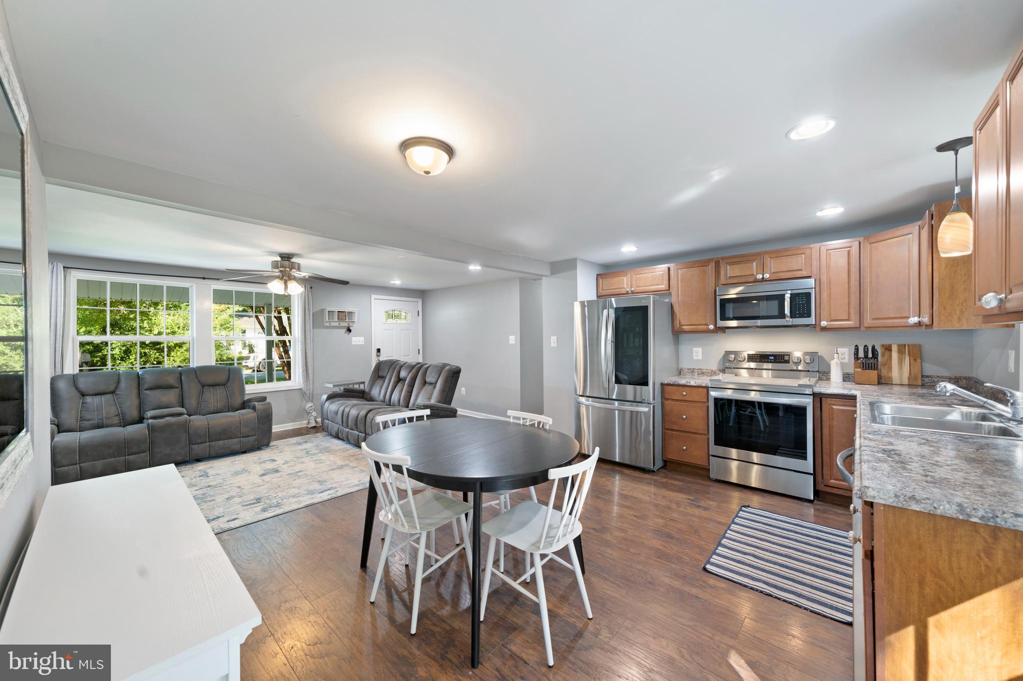 CLIFFTON ON THE POTOMAC - Residential