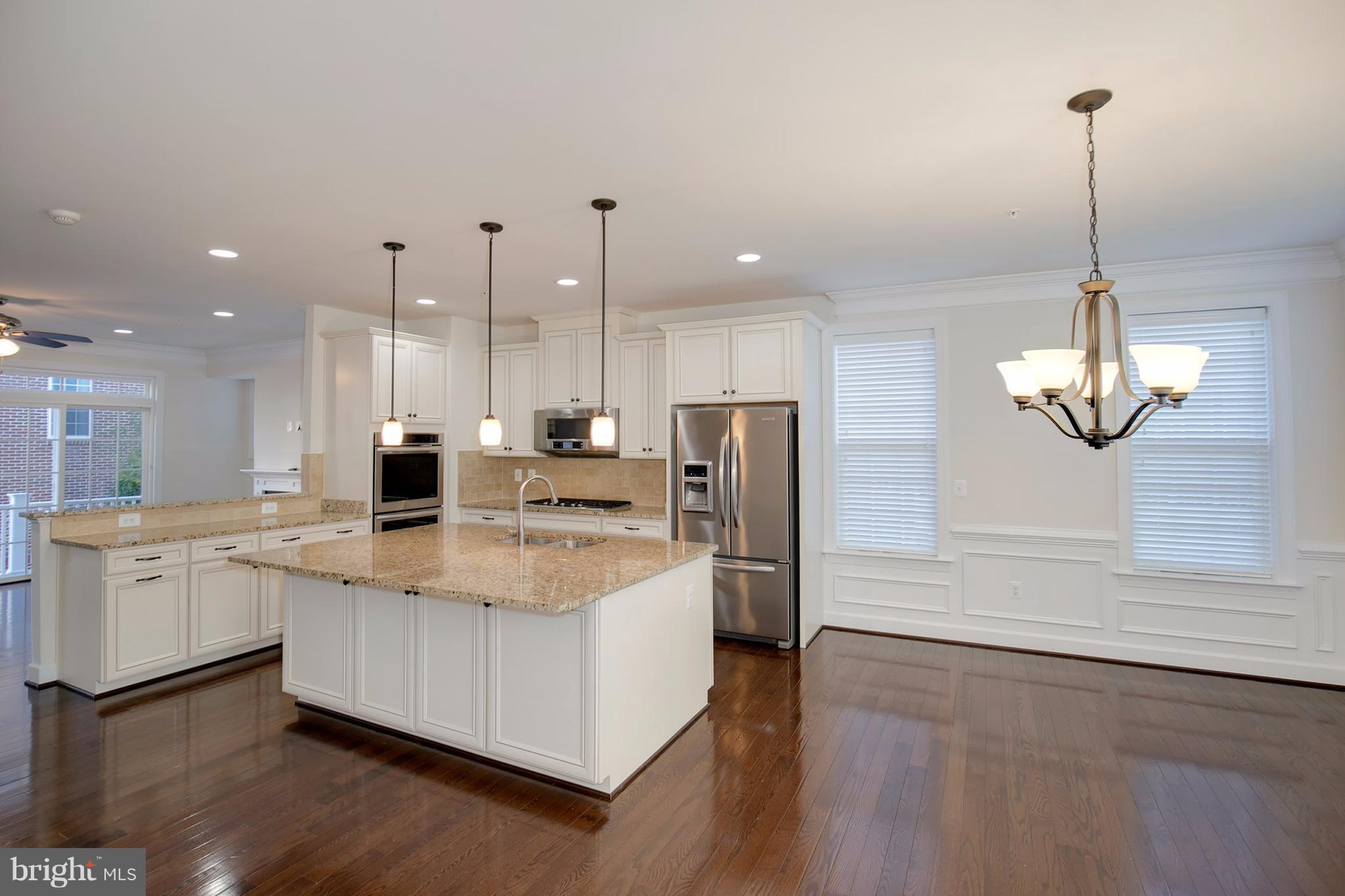 JAGUAR/YORKTOWN - Residential