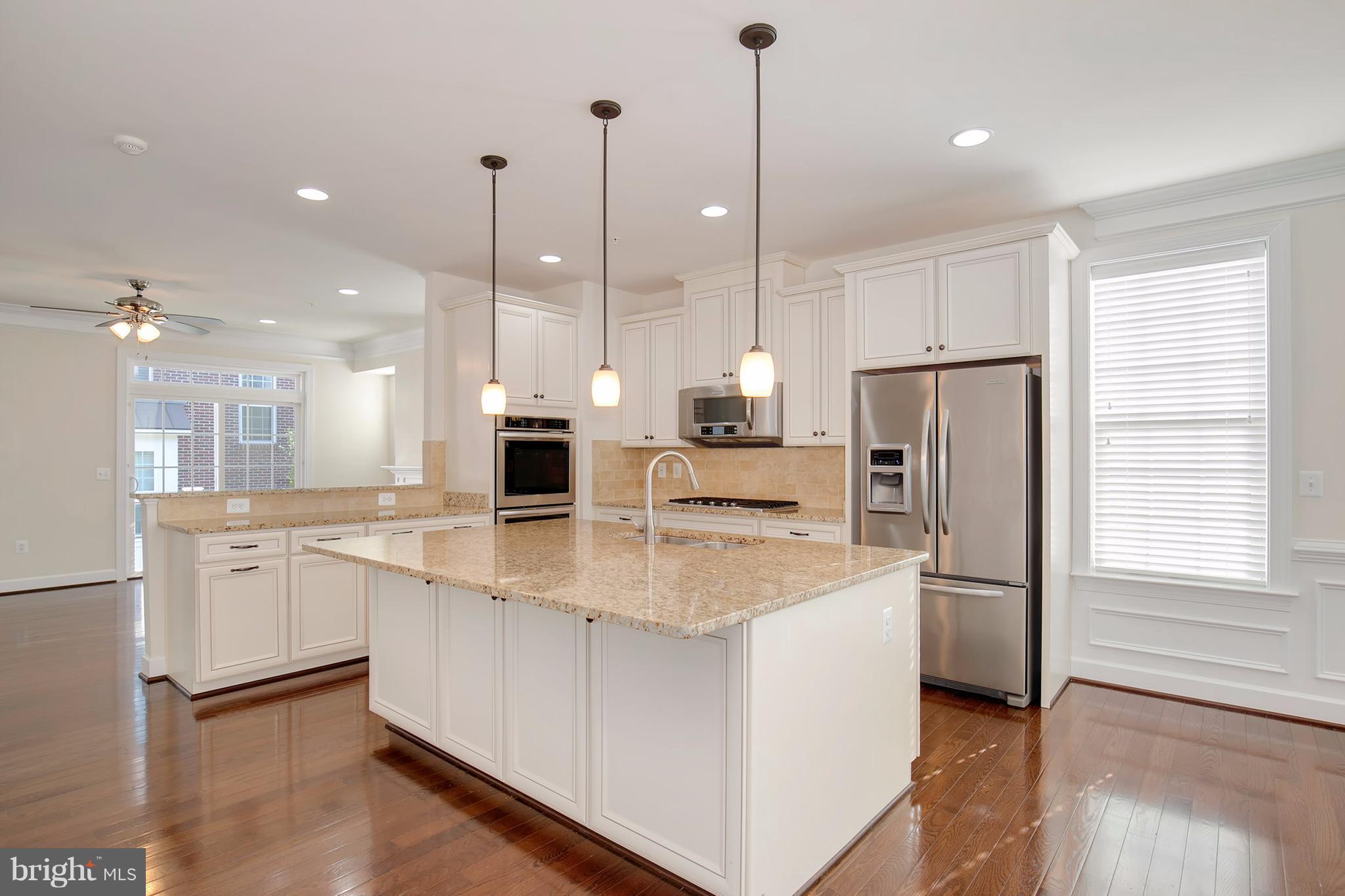 JAGUAR/YORKTOWN - Residential