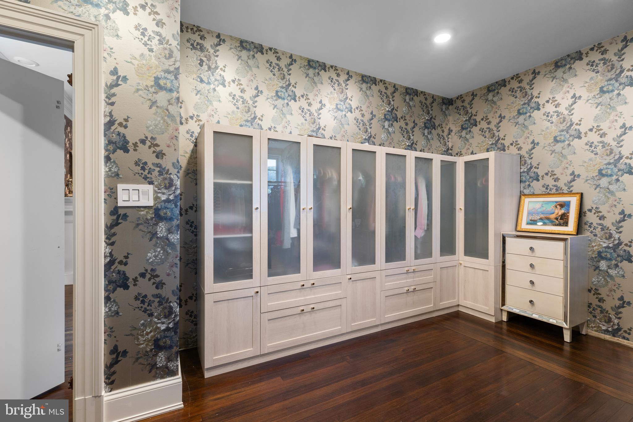 GREENSPRING VALLEY - Residential