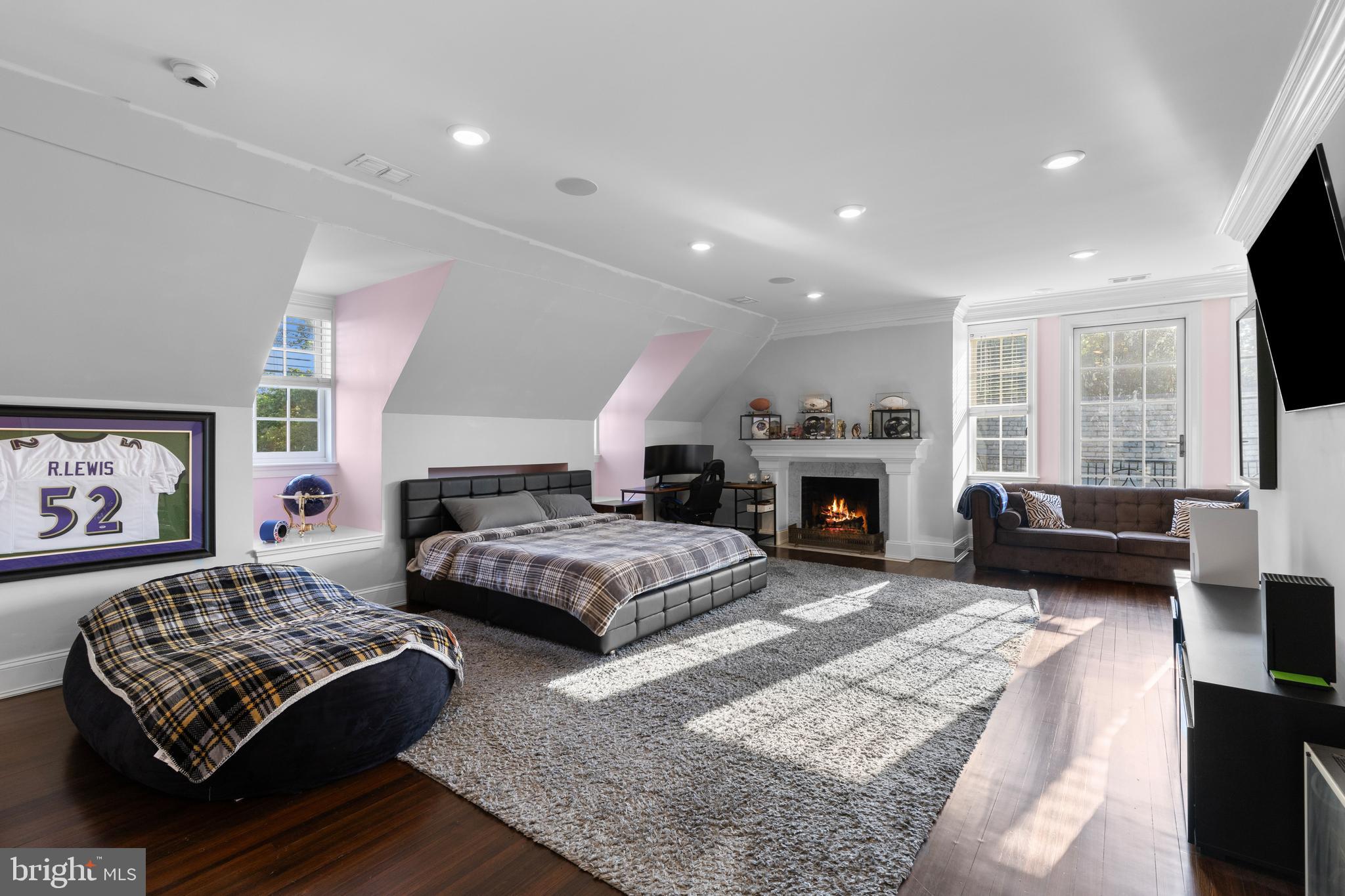 GREENSPRING VALLEY - Residential