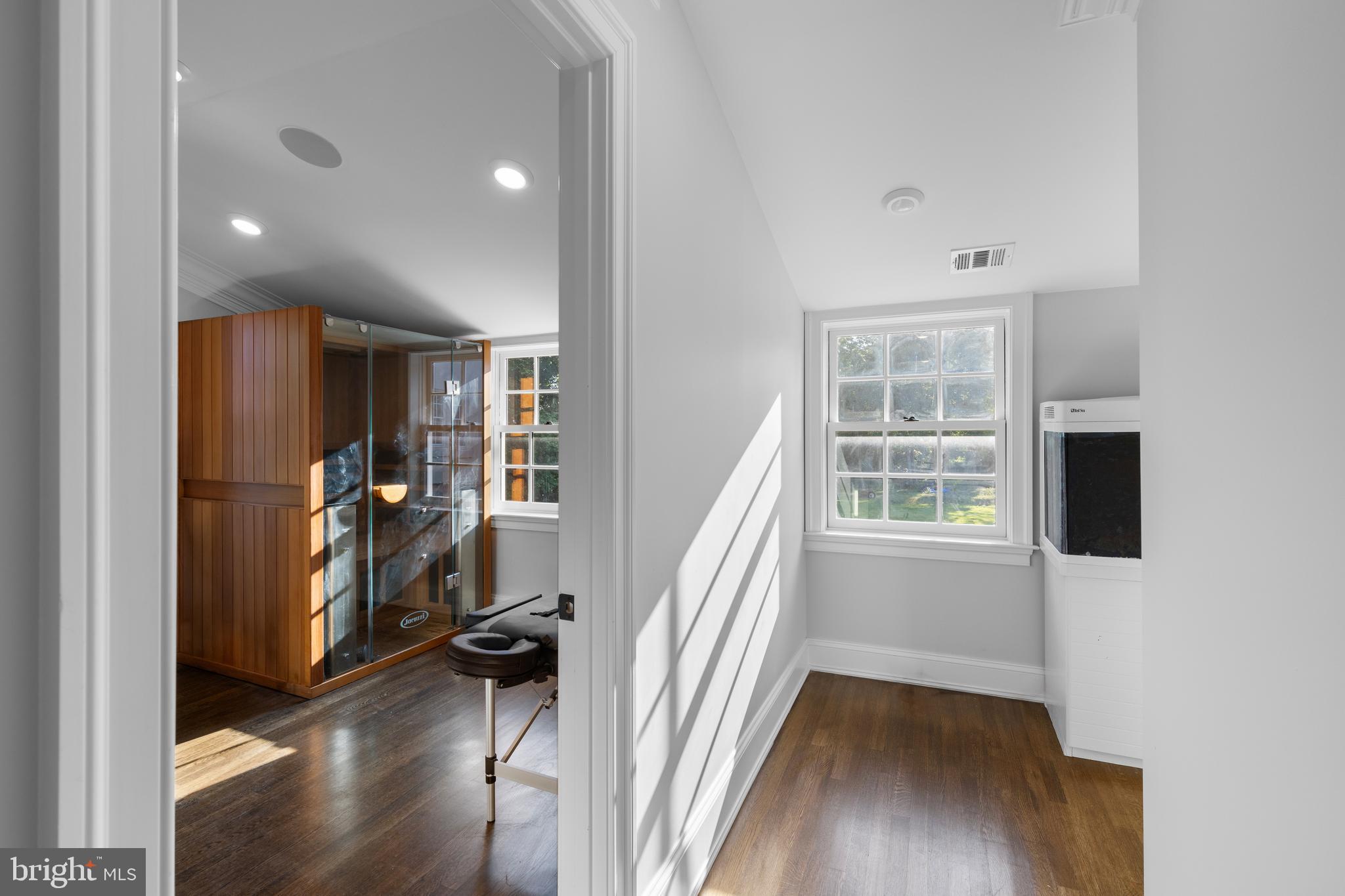 GREENSPRING VALLEY - Residential