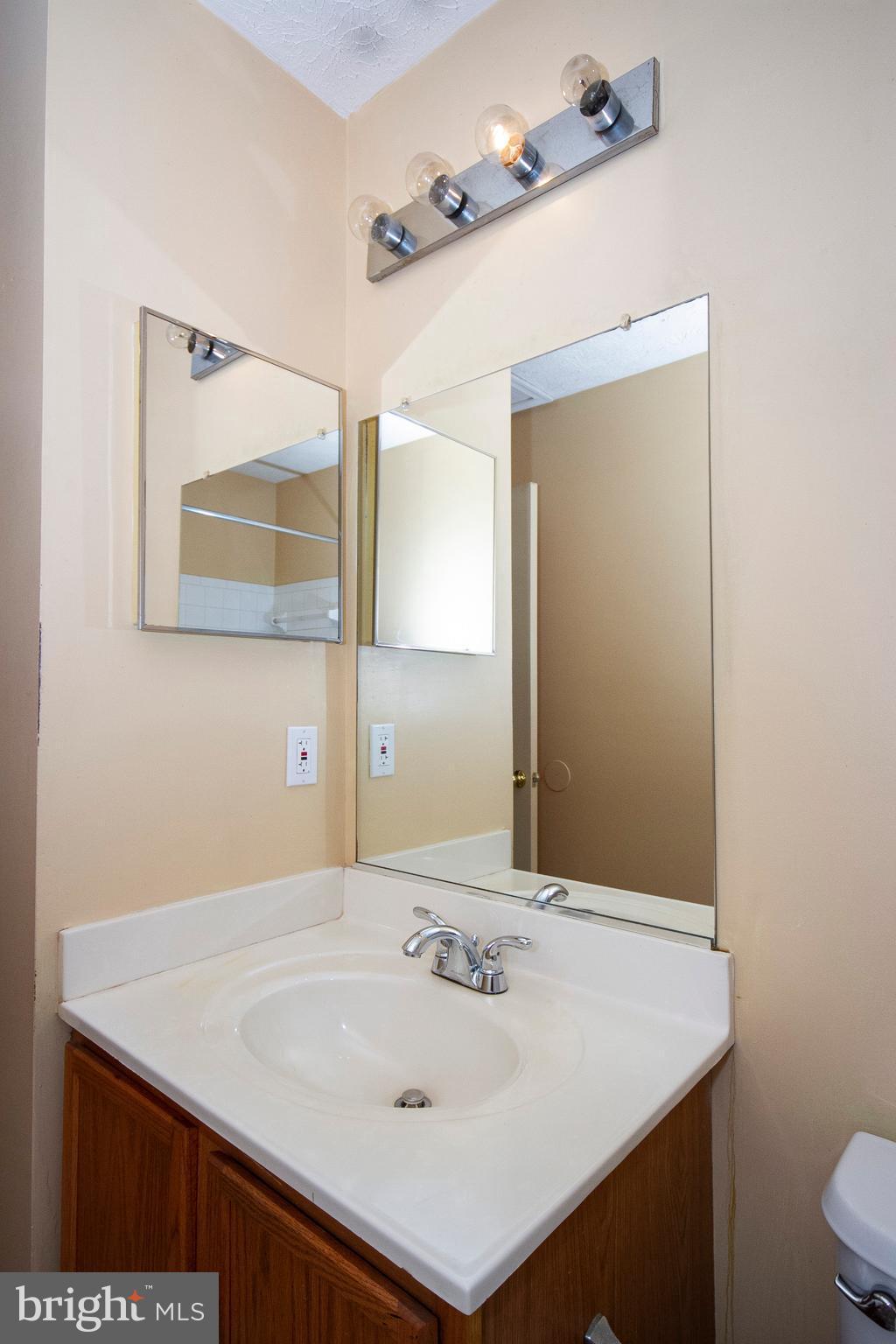 NEW HAVEN WOODS - Residential