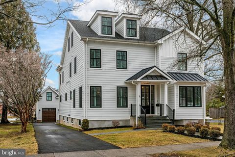 Homes For Sale - 111 Laning Avenue<br/> PENNINGTON, NJ 08534