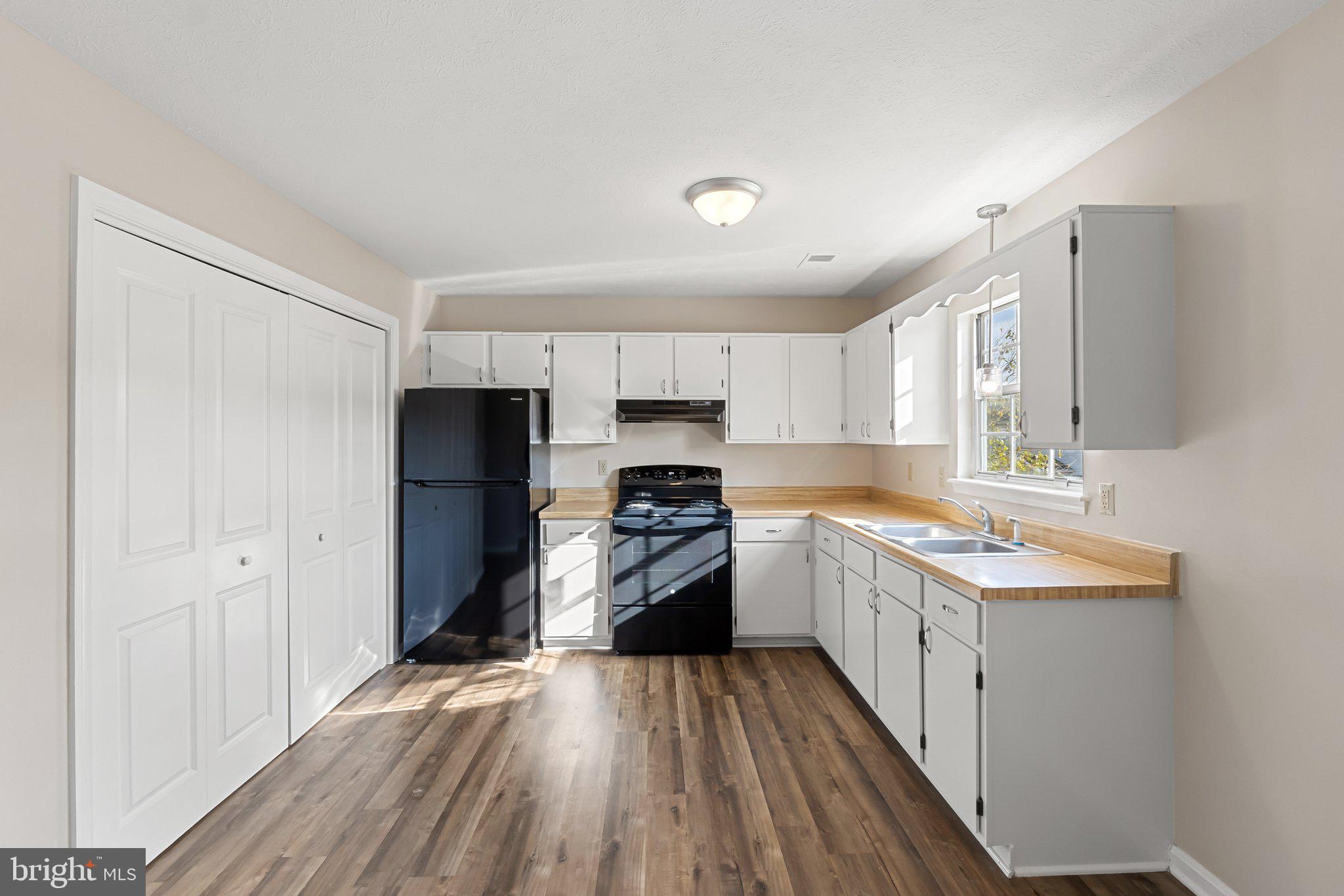 BROOKLAND HEIGHTS - Residential