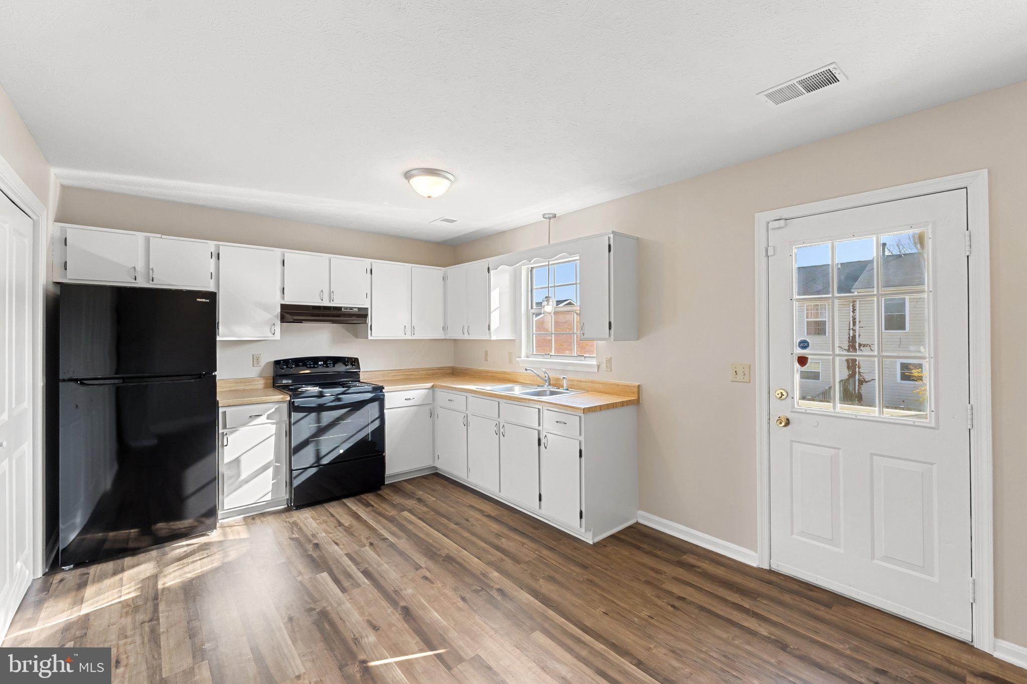 BROOKLAND HEIGHTS - Residential