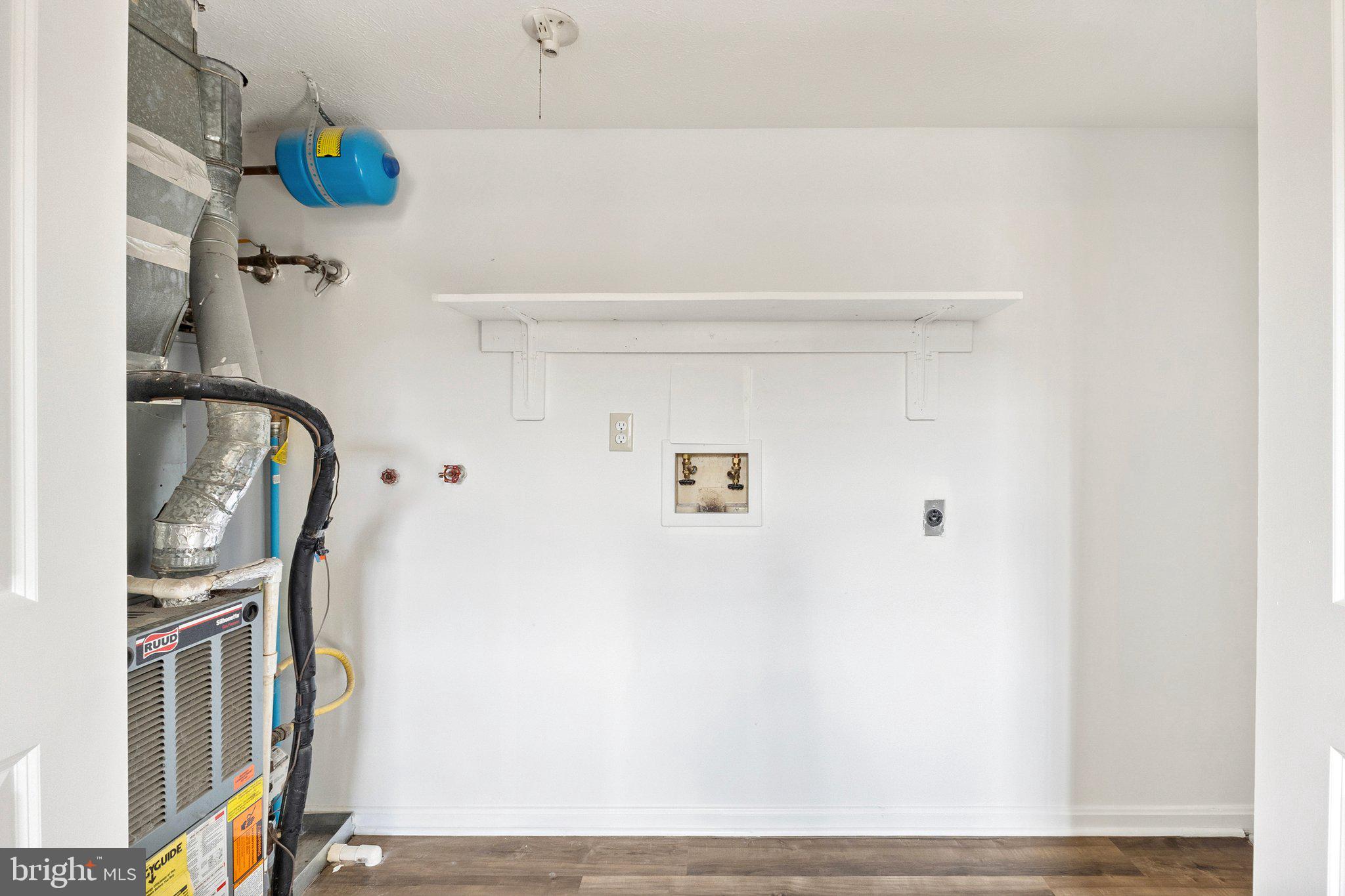 BROOKLAND HEIGHTS - Residential