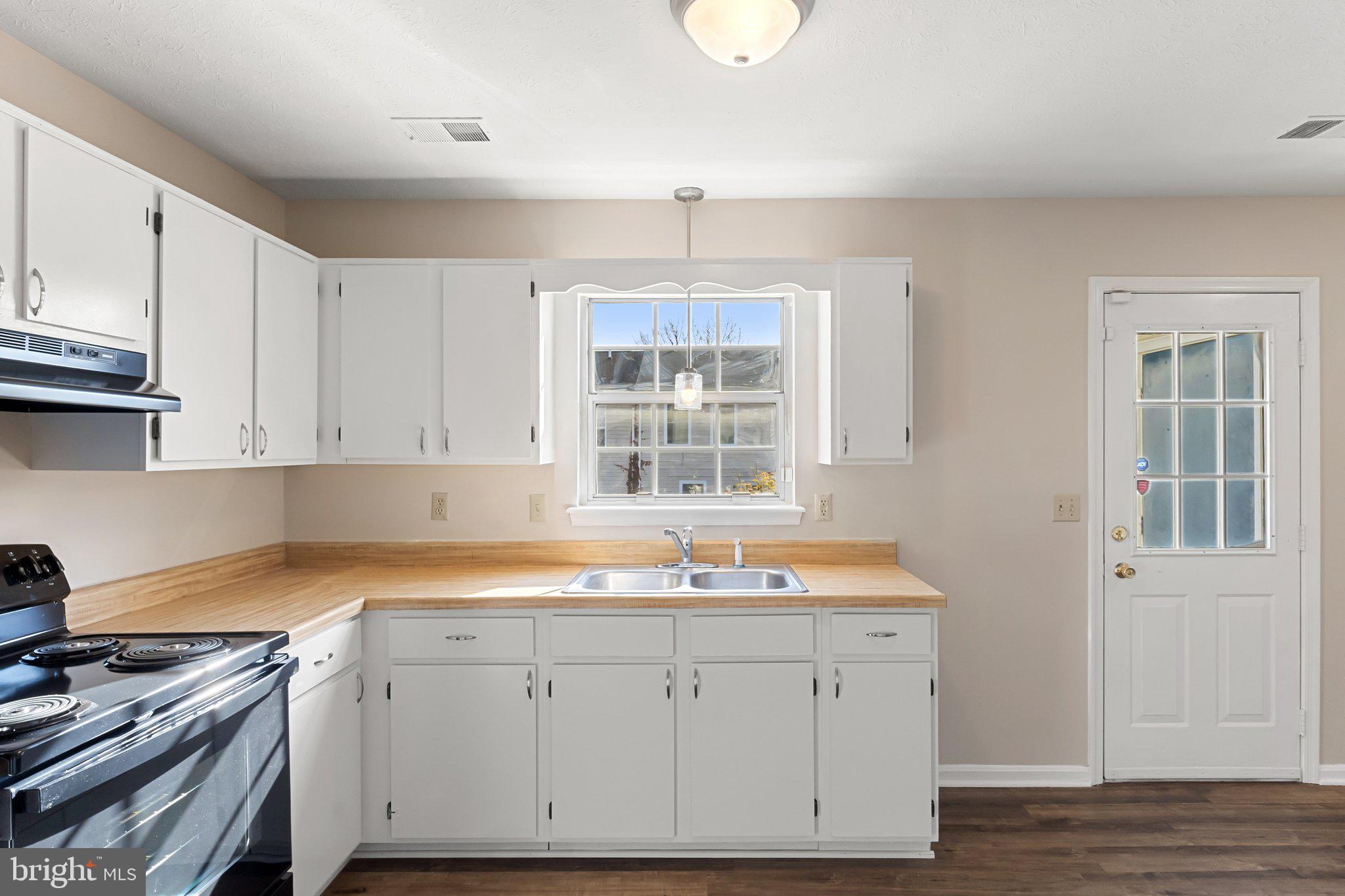 BROOKLAND HEIGHTS - Residential