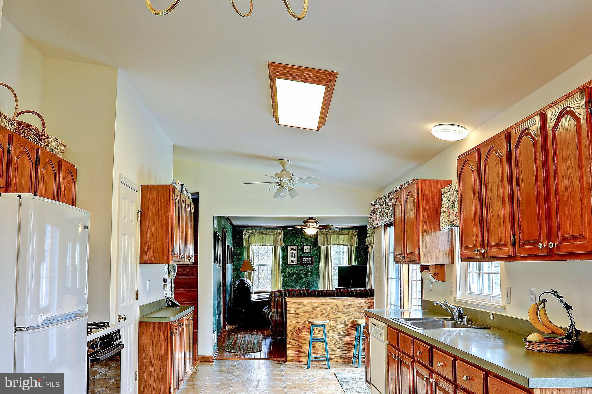 DEVLIN SQUARE - Residential